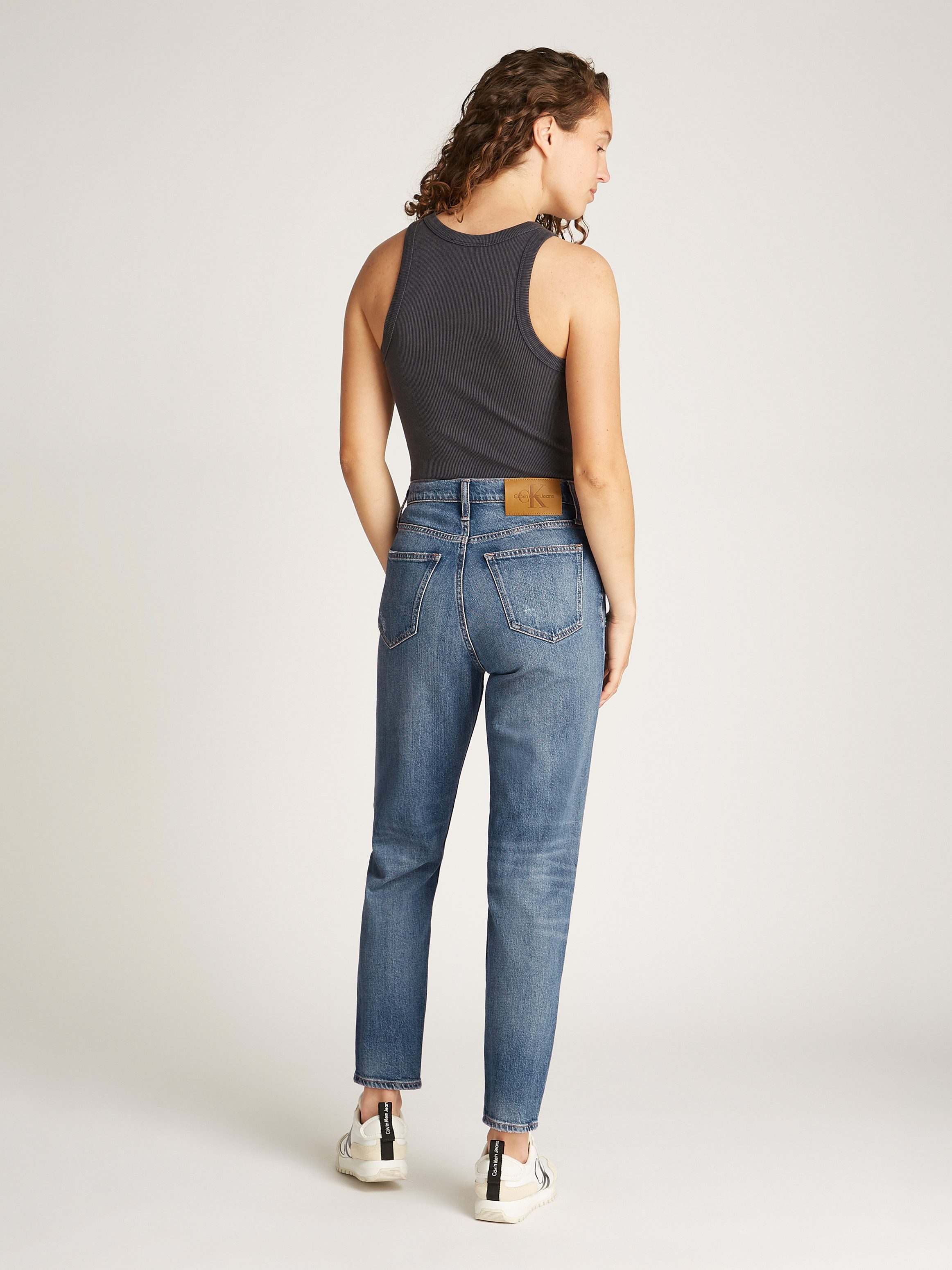 Calvin Klein Mom jeans MOM JEAN met scheuren