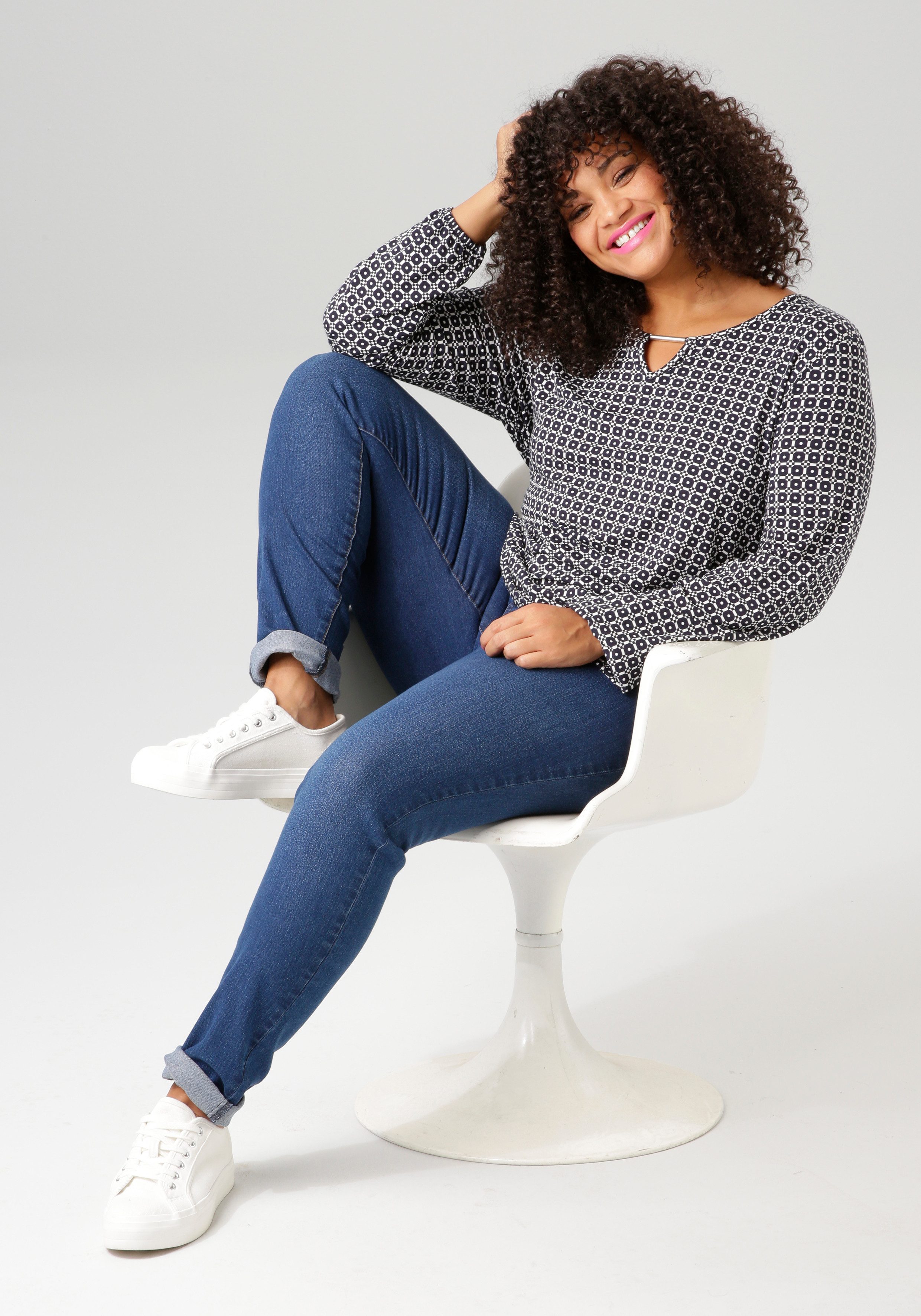 Aniston PLUS Shirt met lange mouwen met grafische all-over print