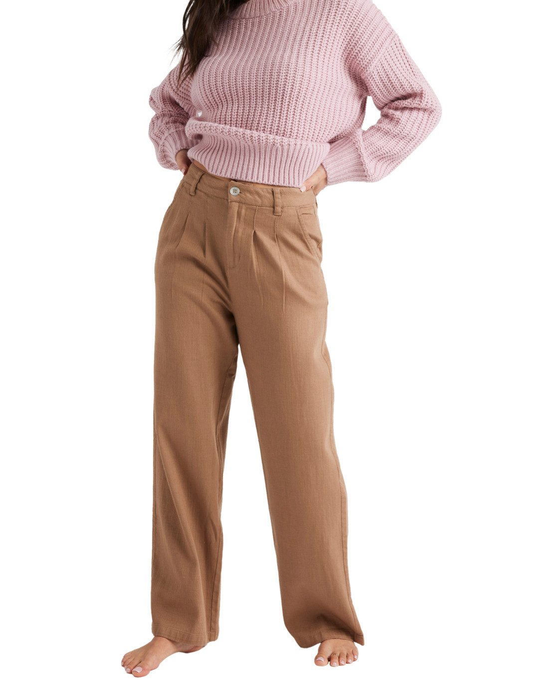 Roxy Chino Attractive Light