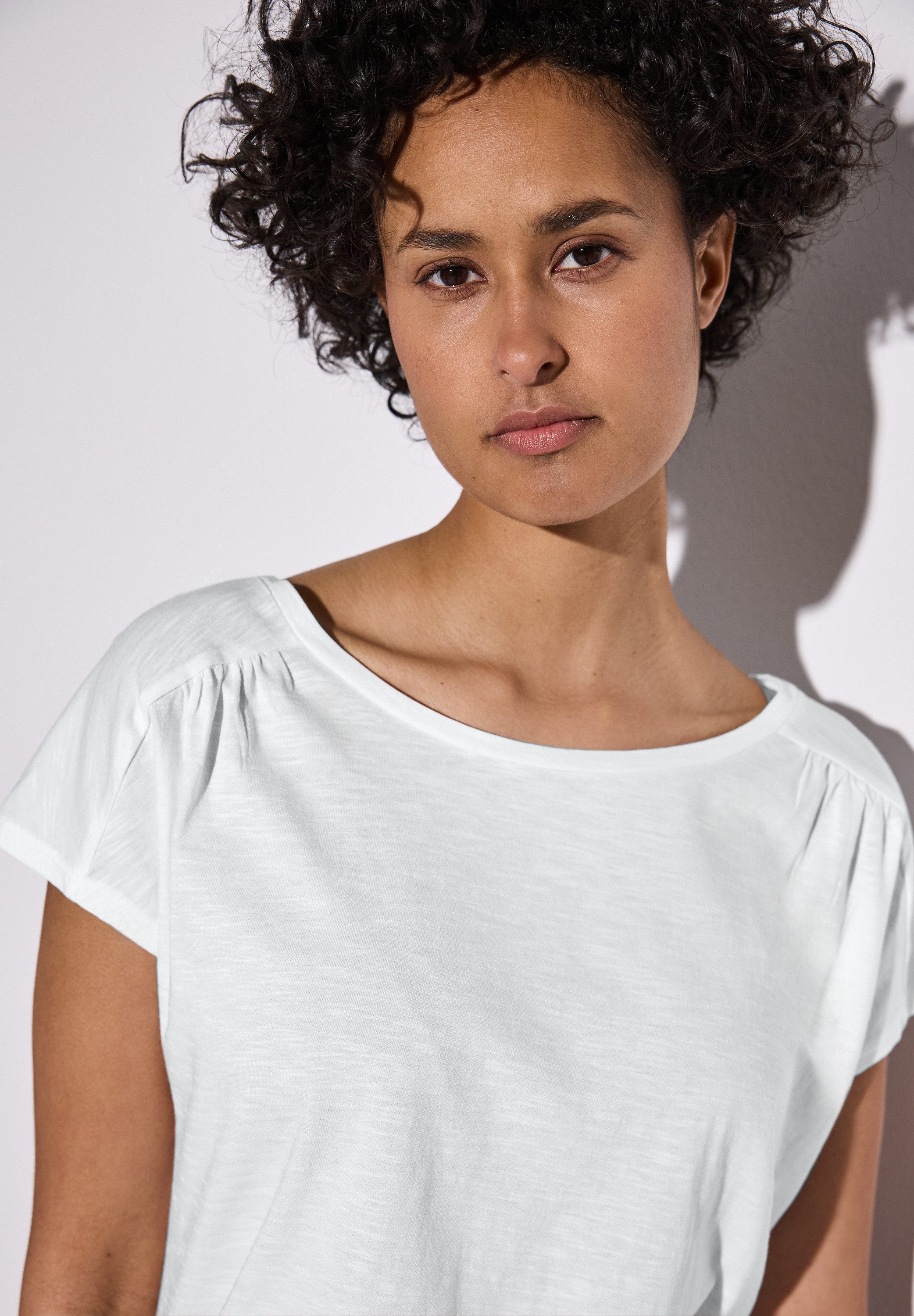 STREET ONE Shirttop met aanrimpeling op de schouder