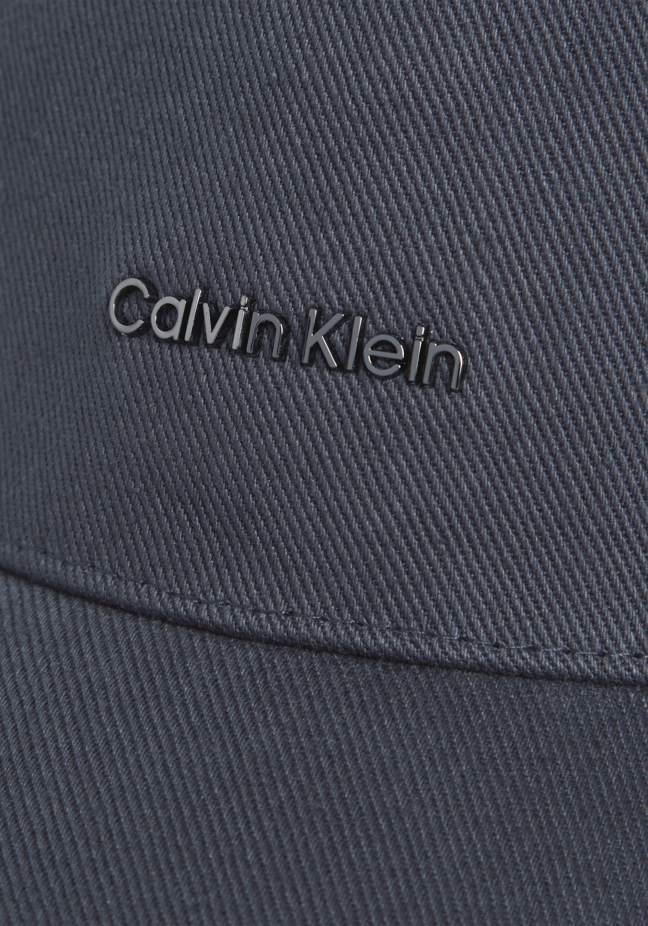 Calvin Klein Snapback cap METAL LETTERING BB CAP met logo-embossing unisex