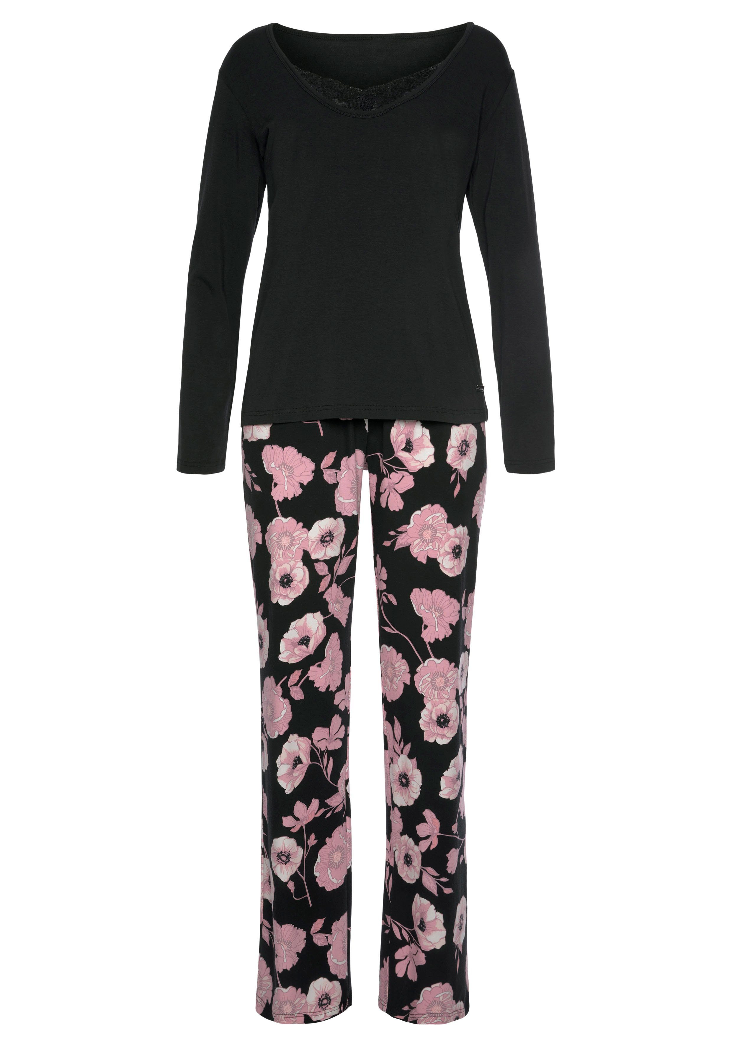 Lascana Pyjama met bloemmotief en kanten details (2-delig, 1 stuk)