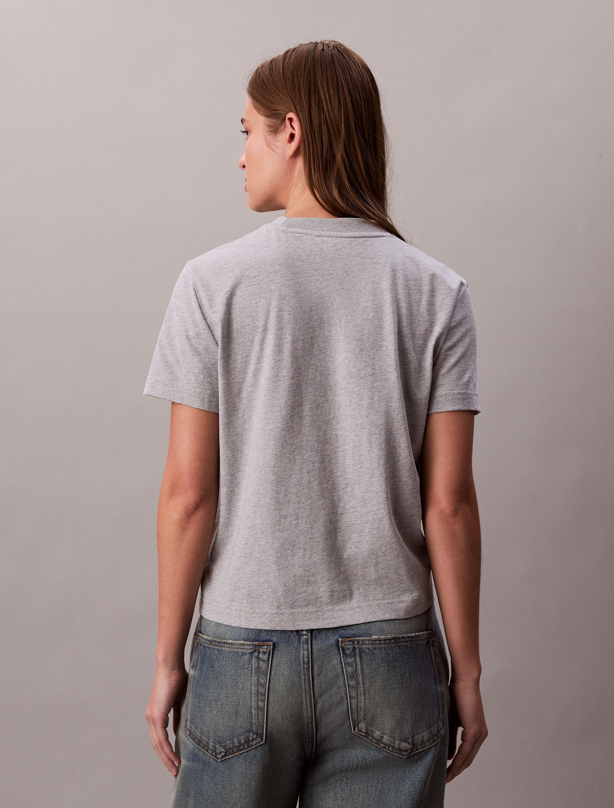 Calvin Klein T-shirt SS FITTED SCRIPT CALVIN KLEIN TE