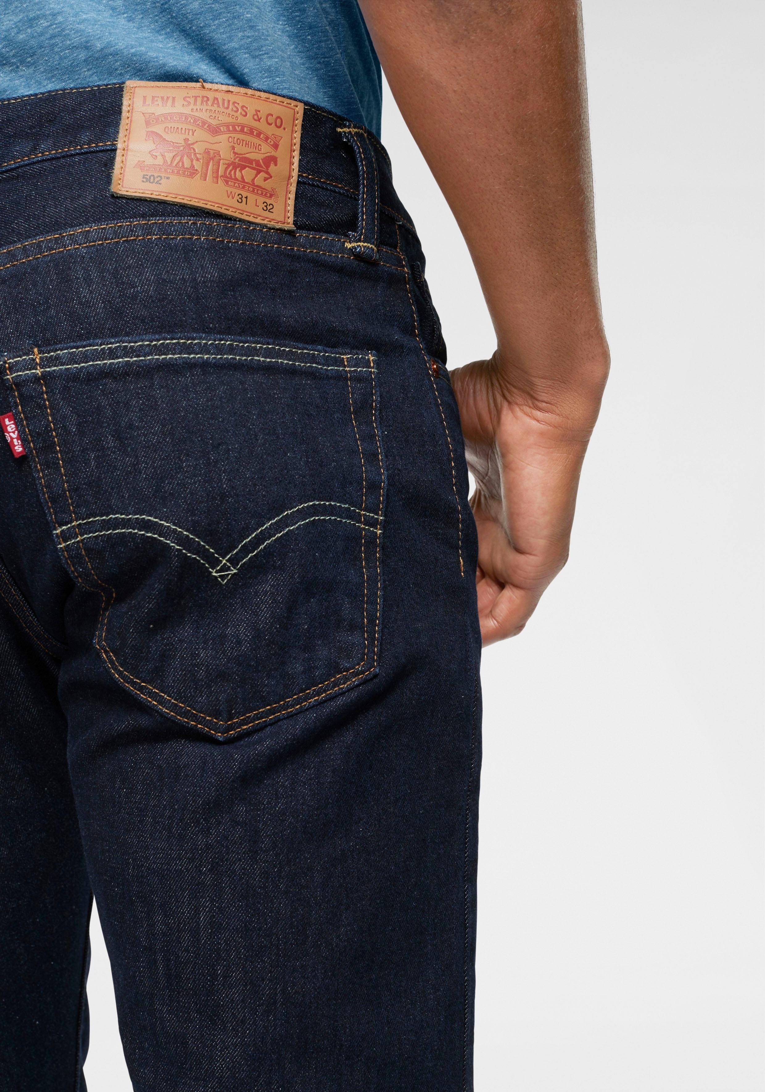Levi's® Tapered jeans 502 TAPER in een elegante, moderne stijl