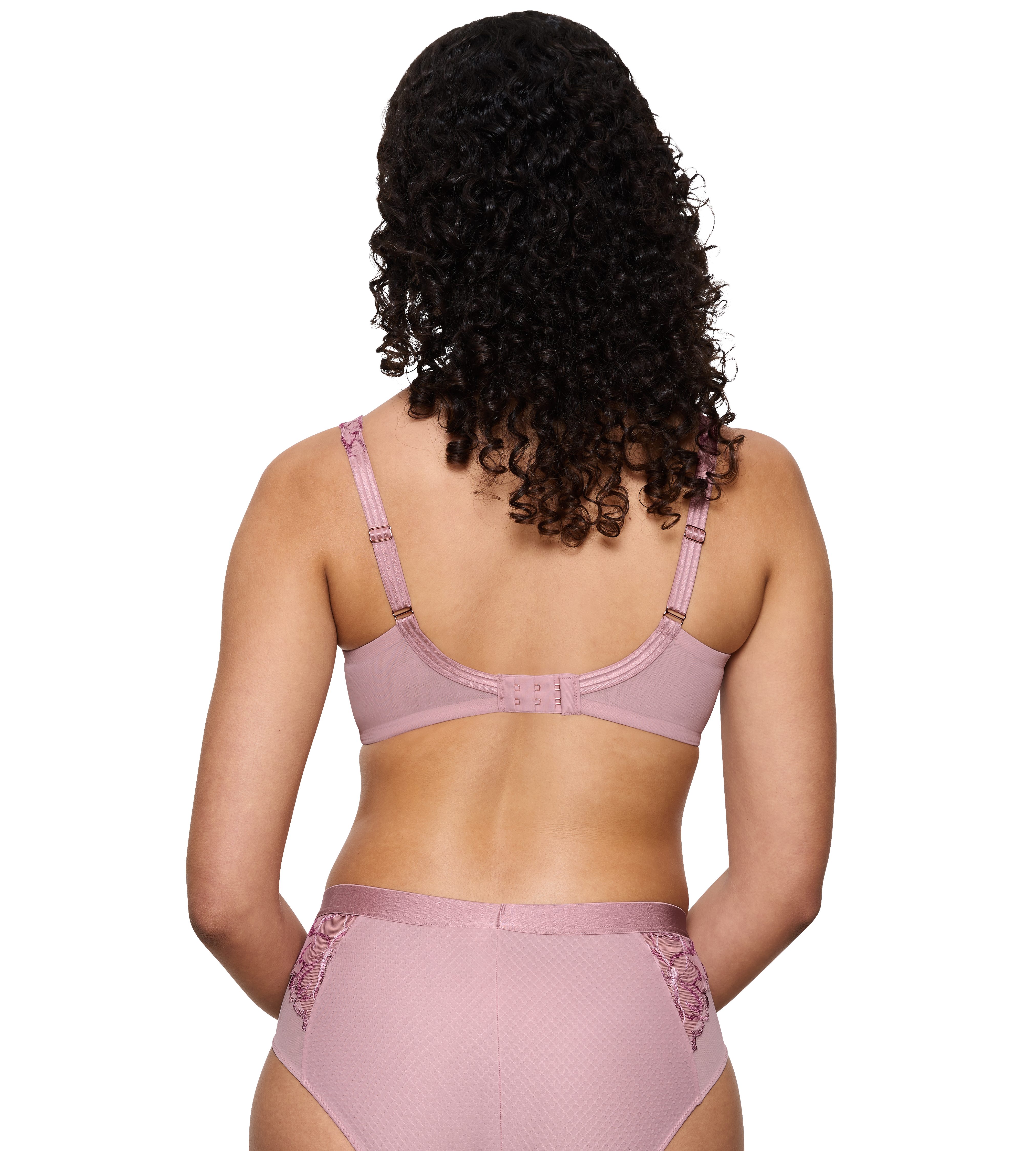 Triumph Minimizer-bh Wild Azalea Florale maakt de borst optisch kleiner met een cupmaat