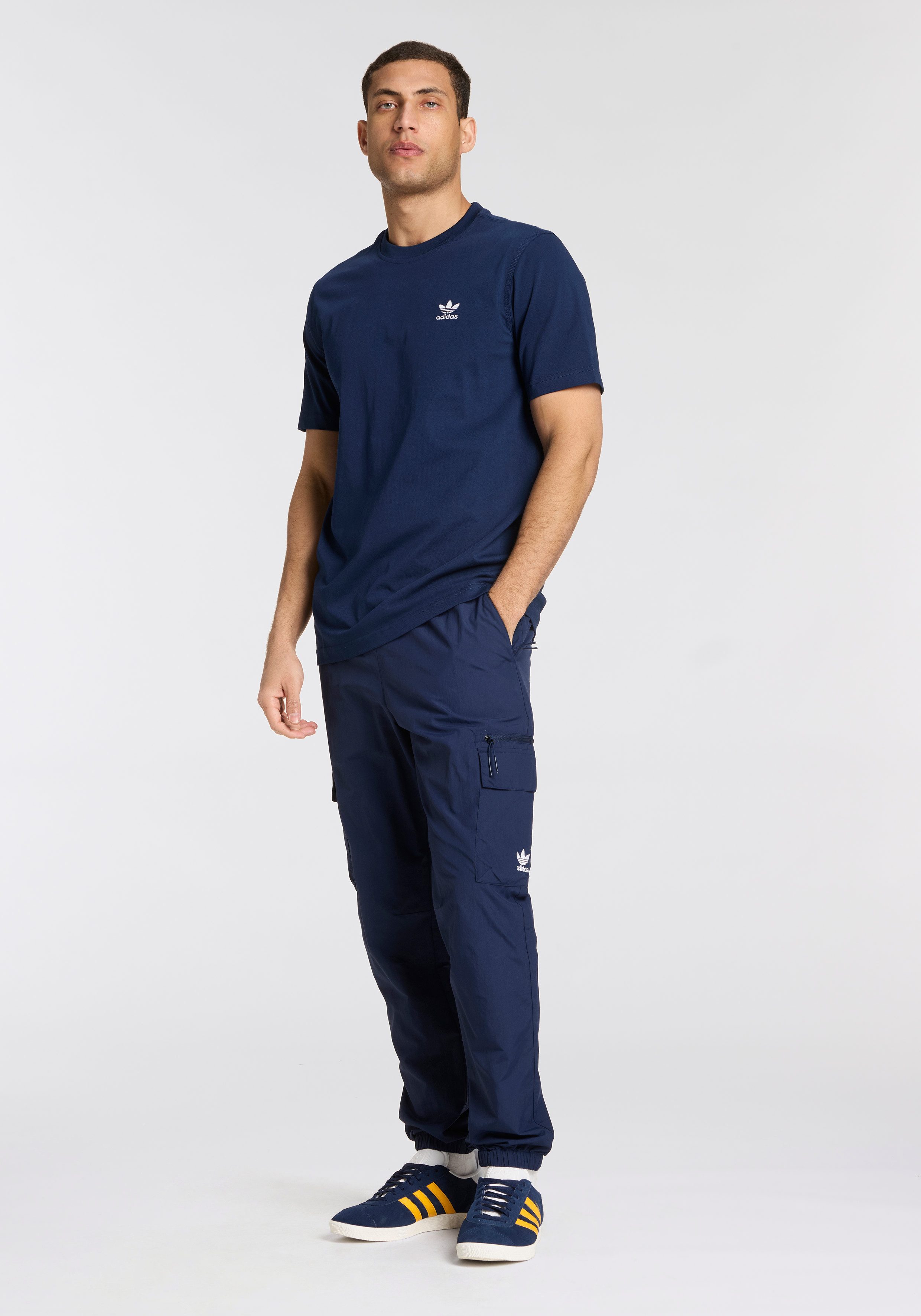 adidas Originals Sportbroek ESS WOVEN CARGO (1-delig)