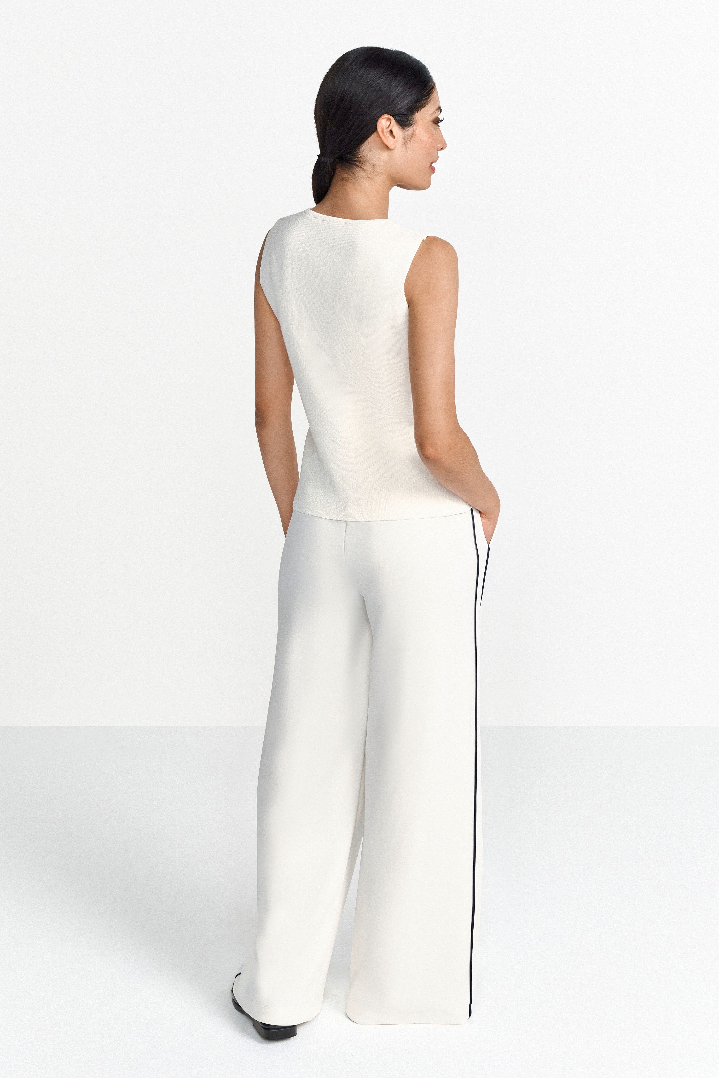 Rich & Royal Mouwloos vest Met V-hals