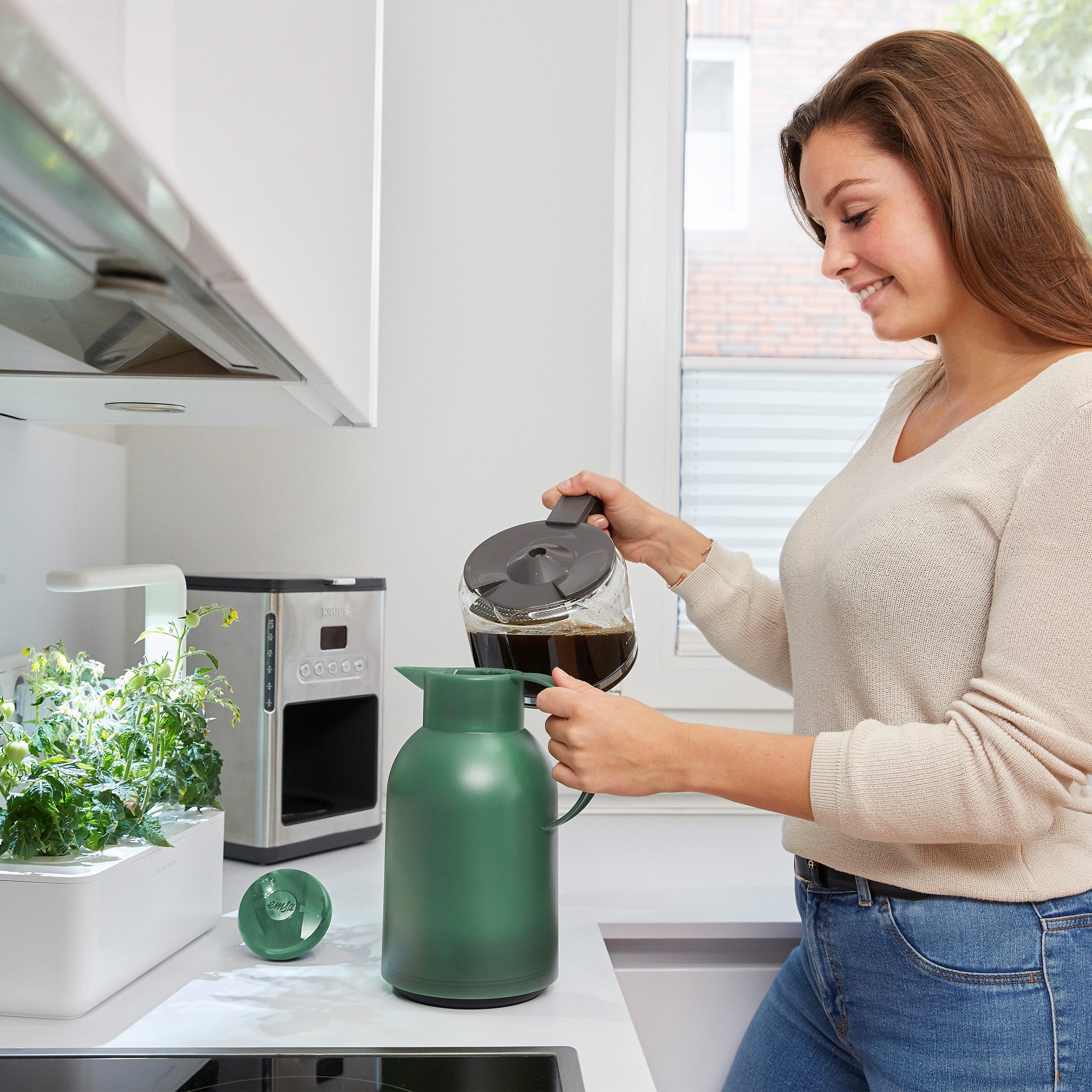 Emsa Thermoskan Samba XXL-model, tijdloos design, eenvoudige drukknop, 24u koud, 12u warm