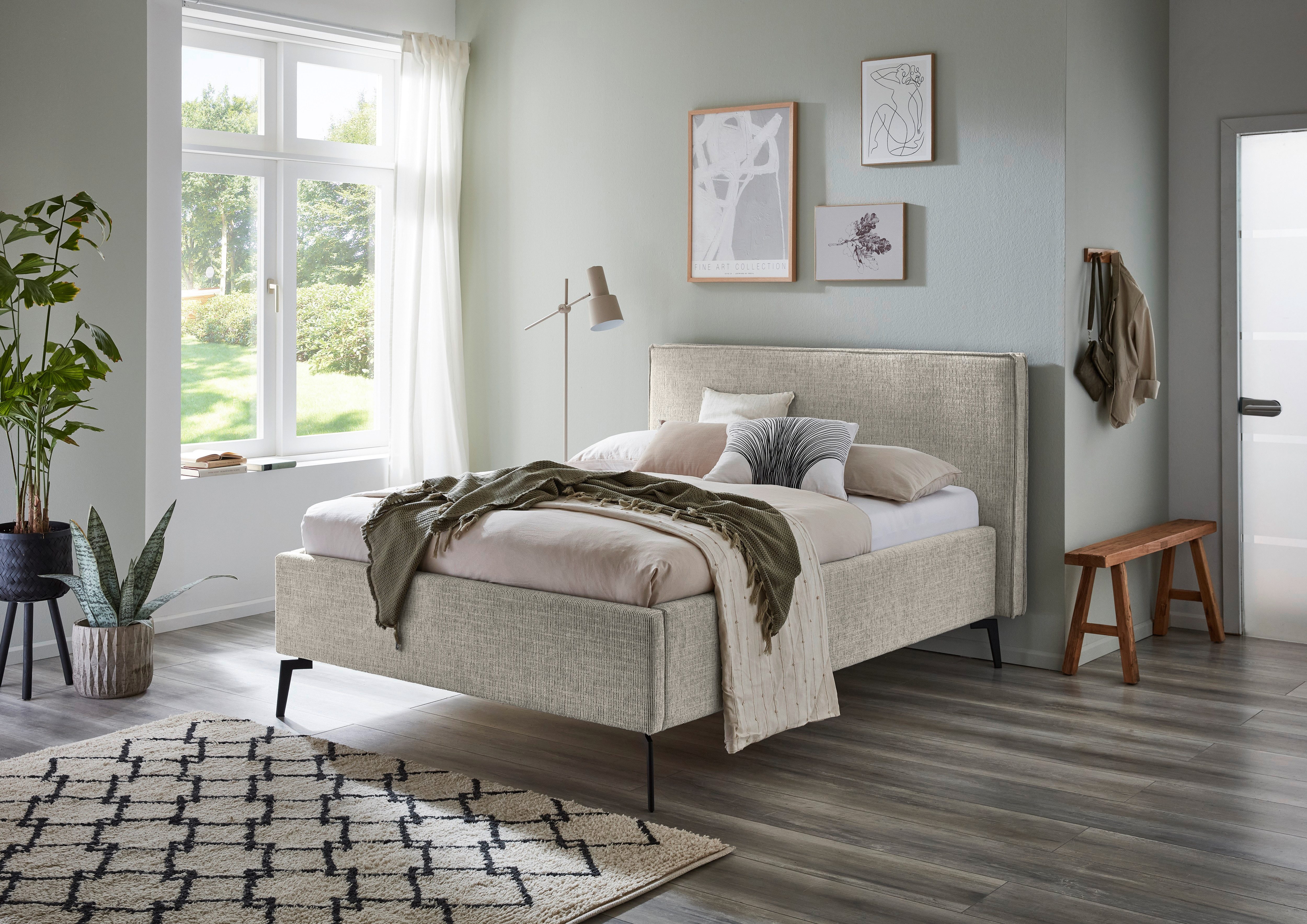 meise.möbel Gestoffeerd bed Riva II met zwarte metalen poten, naar keuze met bedkist bedden beige