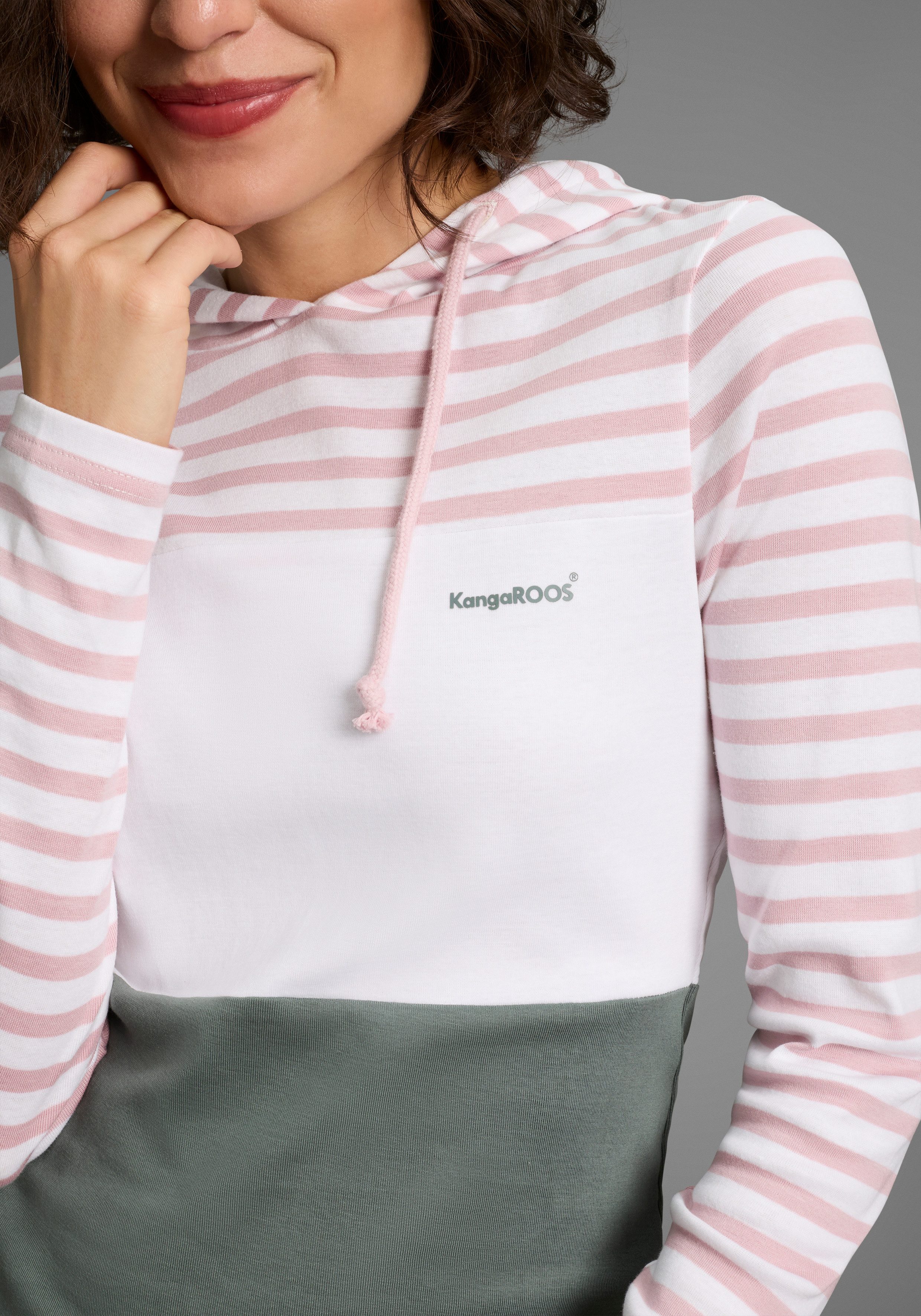 KangaROOS Capuchonshirt Lange mouwen, zeer figuurvolgend, met colourblocking-look