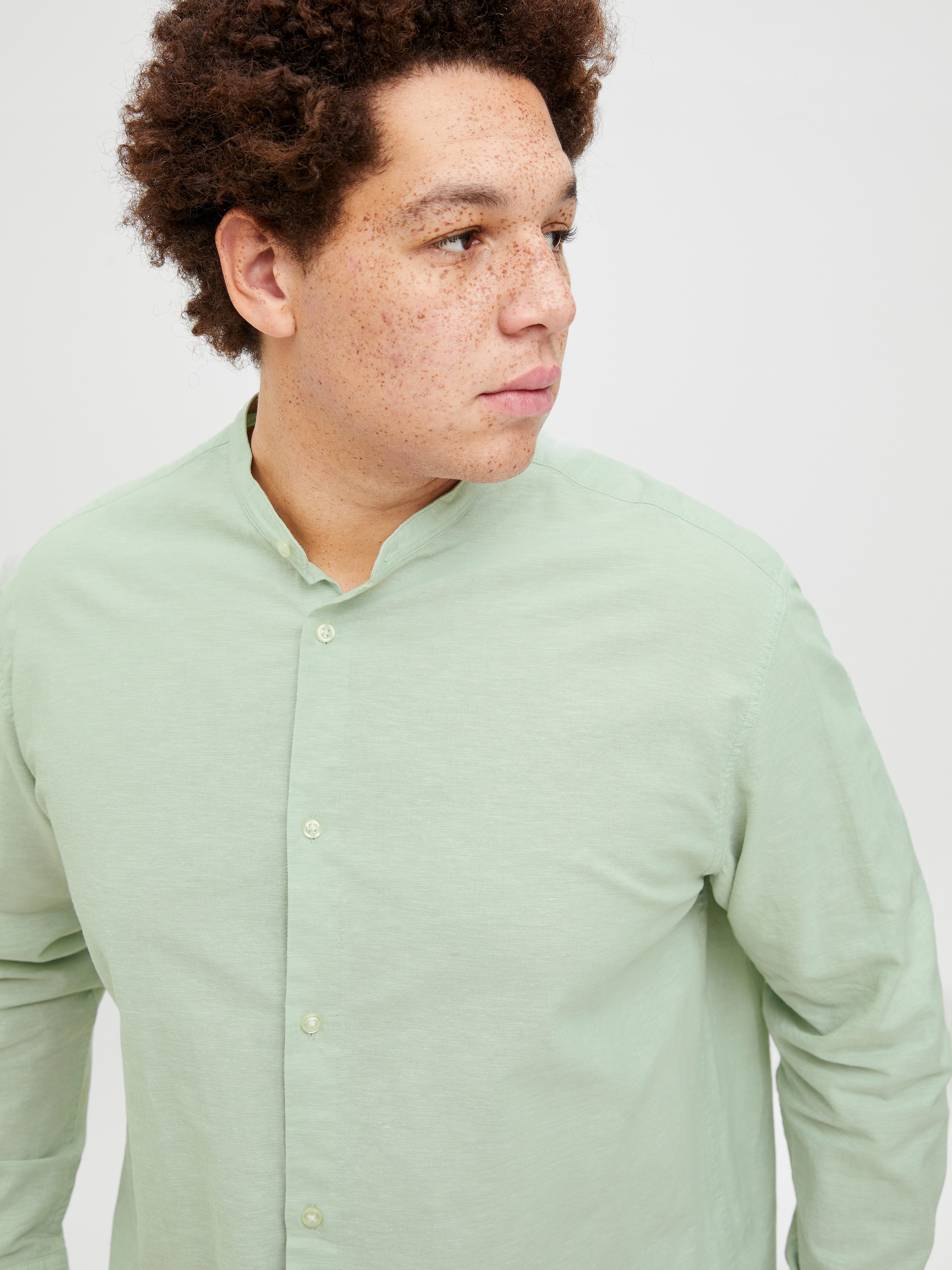 Jack & Jones PlusSize Overhemd met lange mouwen JJEBREEZE LINEN BLE BAND SHIRT LS SN PLS