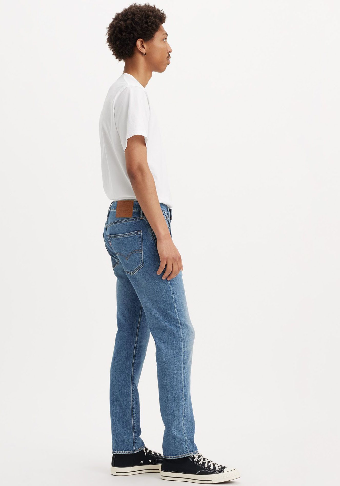 Levi's® Tapered jeans 502 TAPER in een elegante, moderne stijl