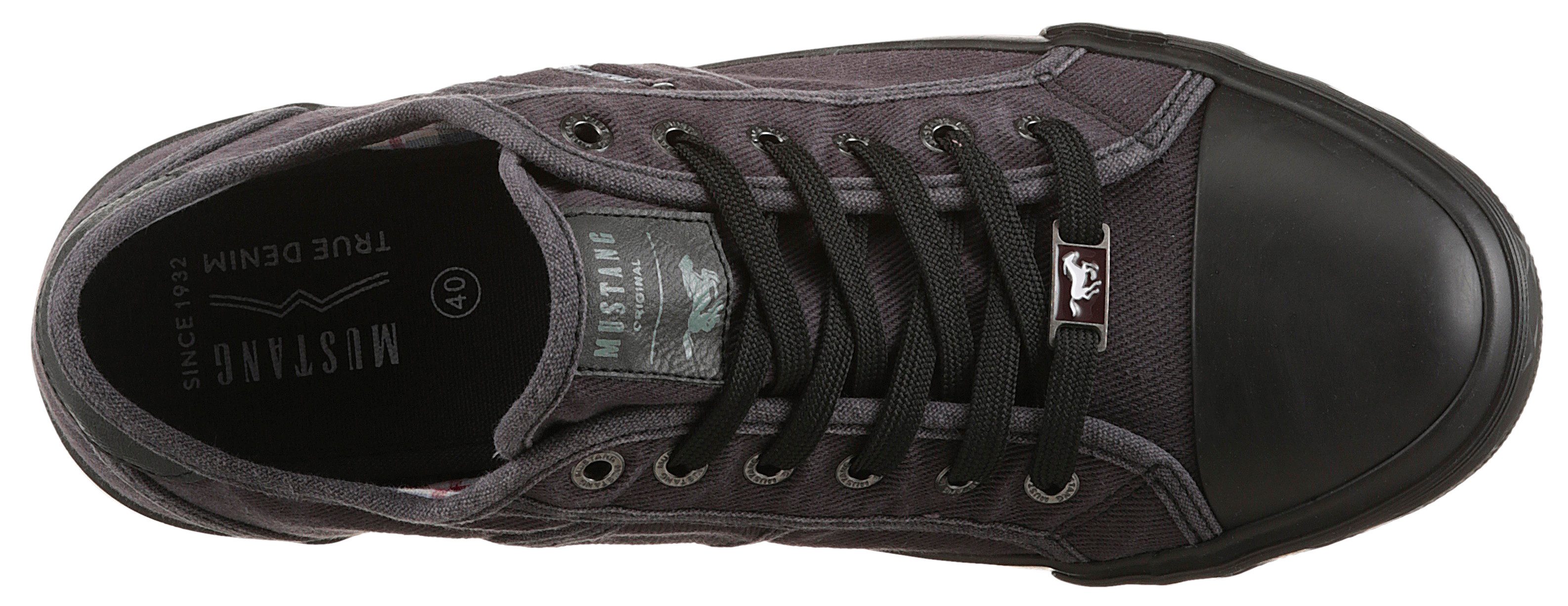Mustang Shoes Sneakers met mustang merkembleem, vrijetijdsschoen, lage schoen, veterschoen
