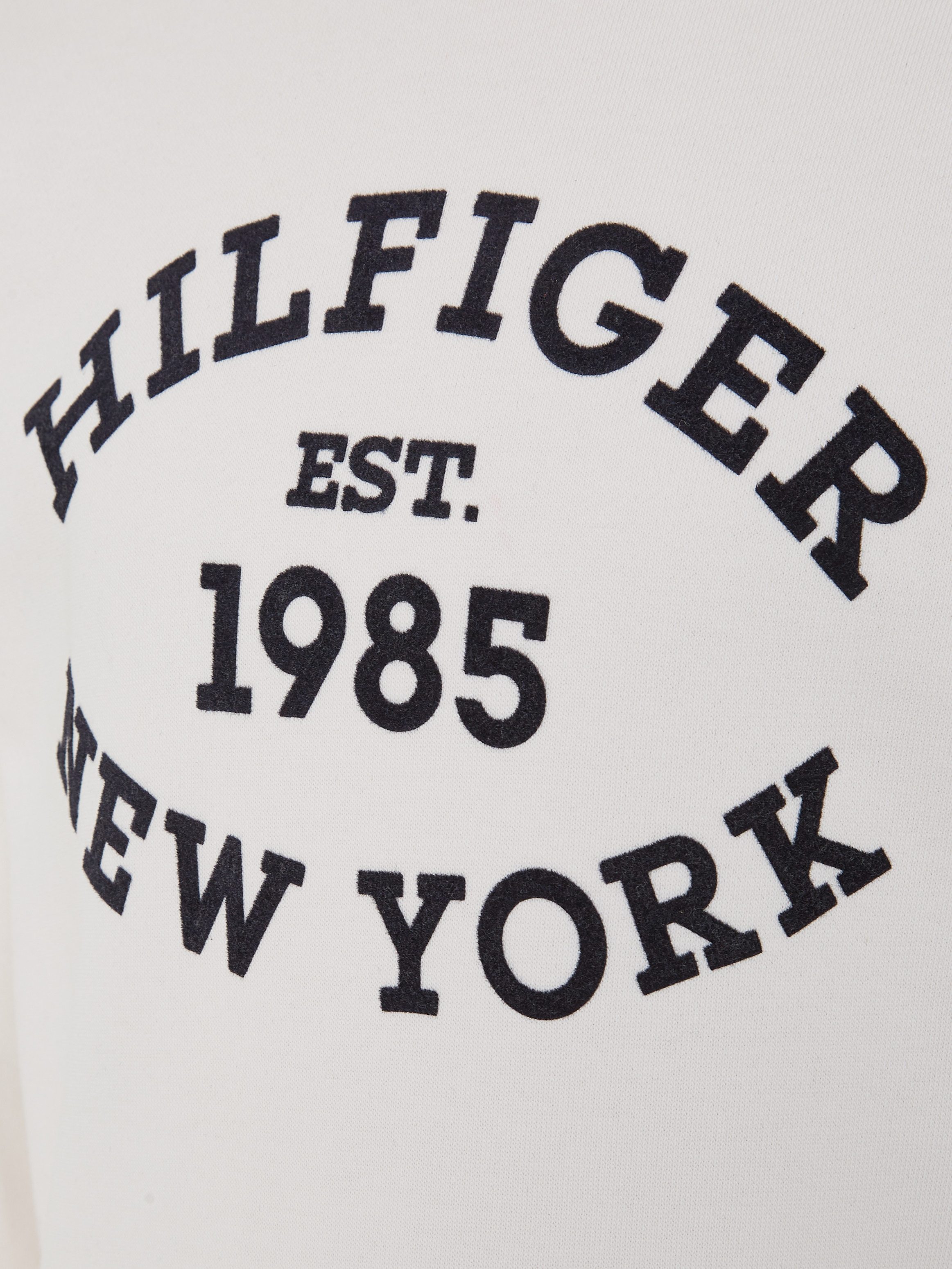 Tommy Hilfiger Sweatshirt MONOTYPE FLOCK REG SWEATSHIRT Baby tot 2 jaar, met frontprint, ronde hals, lange mouwen