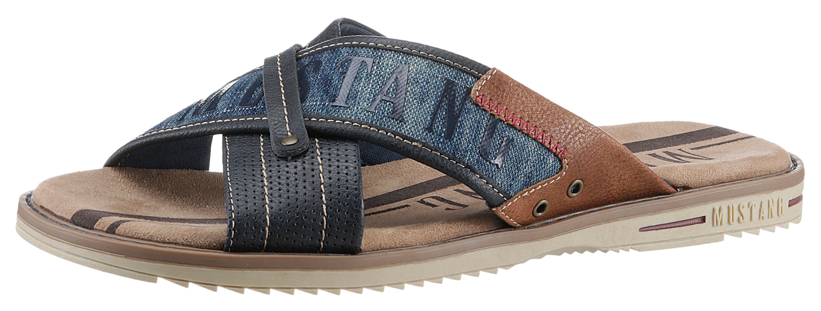 Mustang Shoes Slippers zomerschoen, slippers, badschoen, met opvallende logo-opschrift