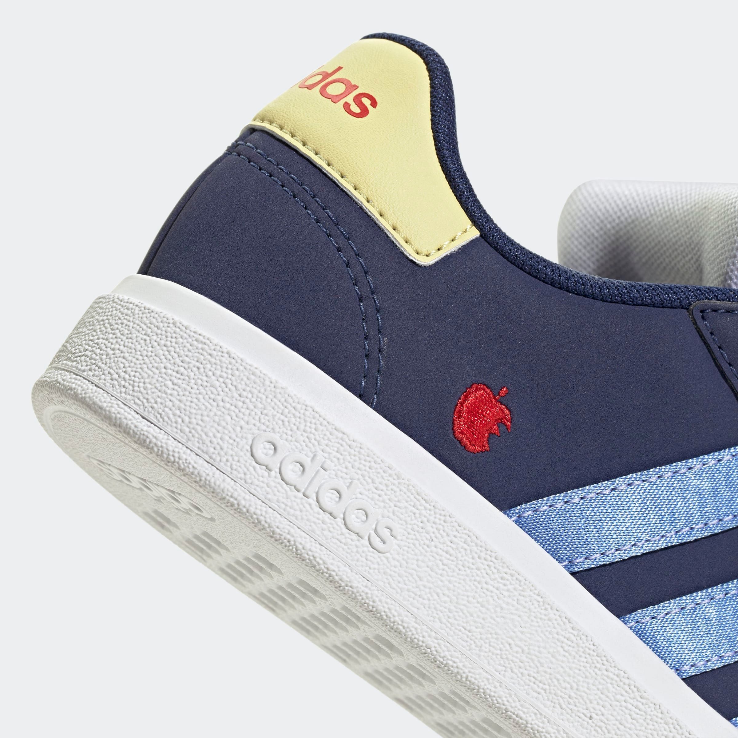 adidas Sportswear Sneakers