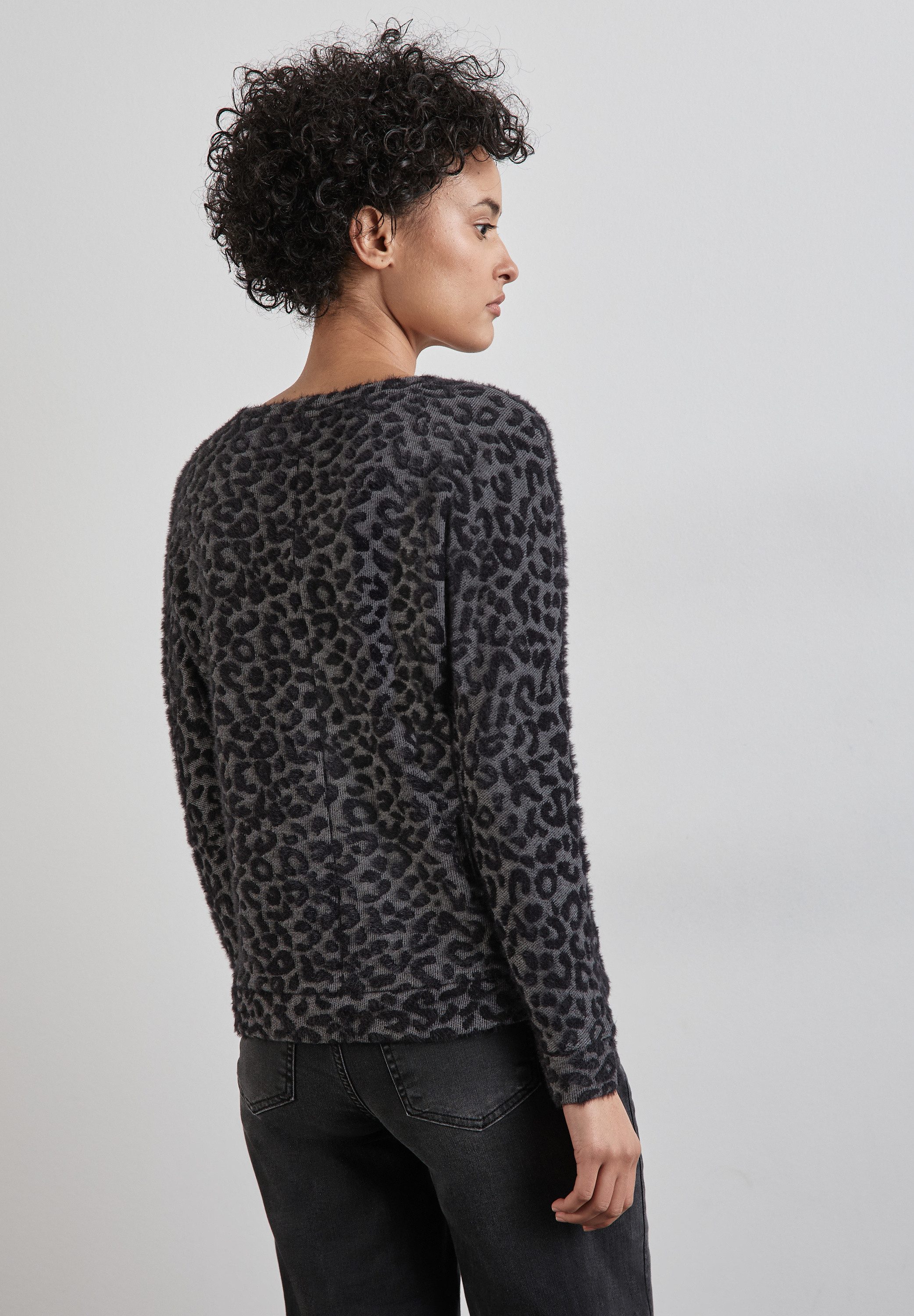 STREET ONE Shirt met lange mouwen met knuffelig leopardenpatroon