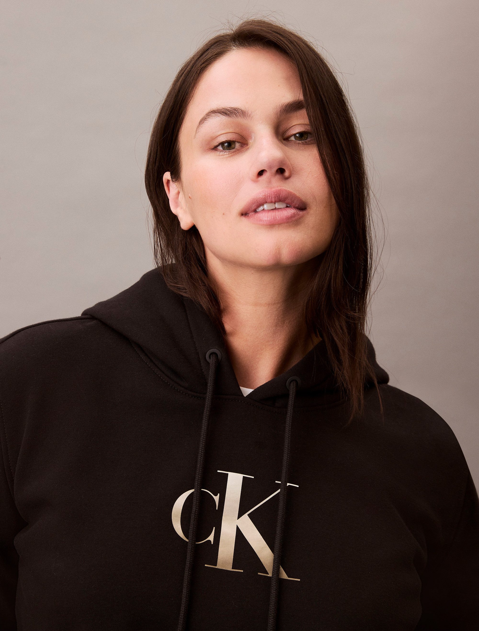 Calvin Klein Jeans Plus Hoodie PLUS GRADIENT CK HOODIE in grote maten, print met kleurverloop