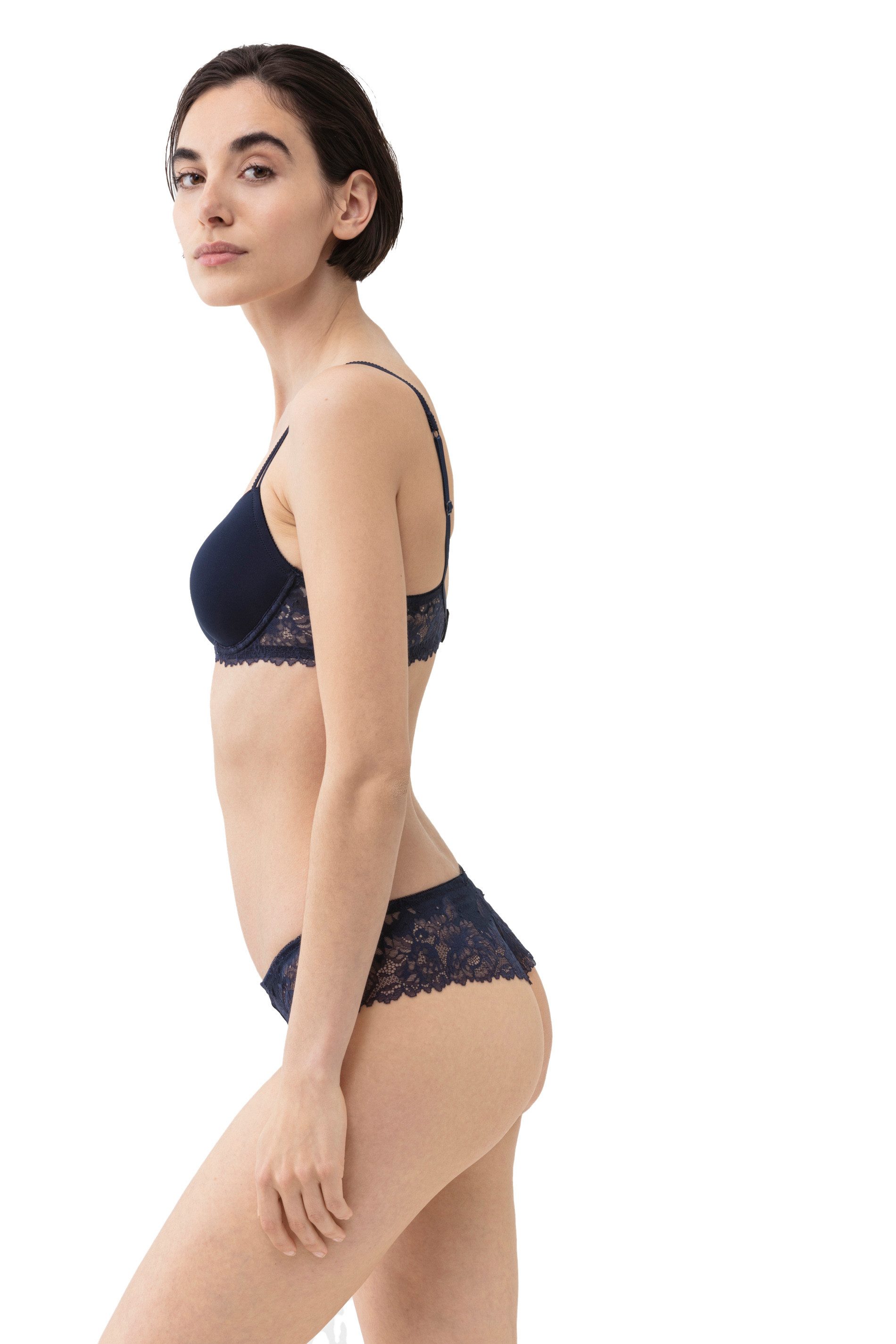 Mey Beugel-bh SERIE LUXURIOUS Kant, voorgevormde cups, bandjes verstelbaar