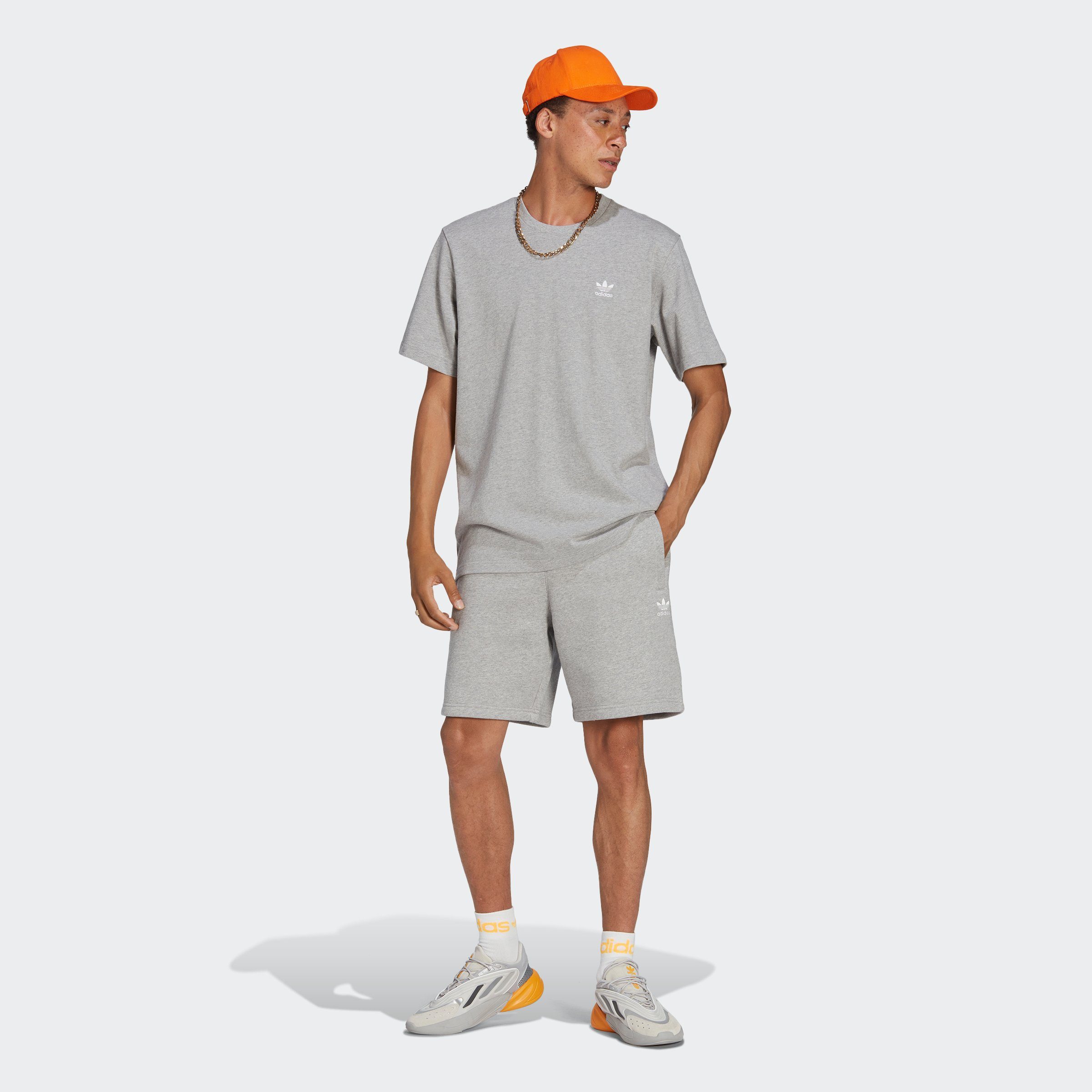 Adidas originals trefoil fleece 2025 shorts