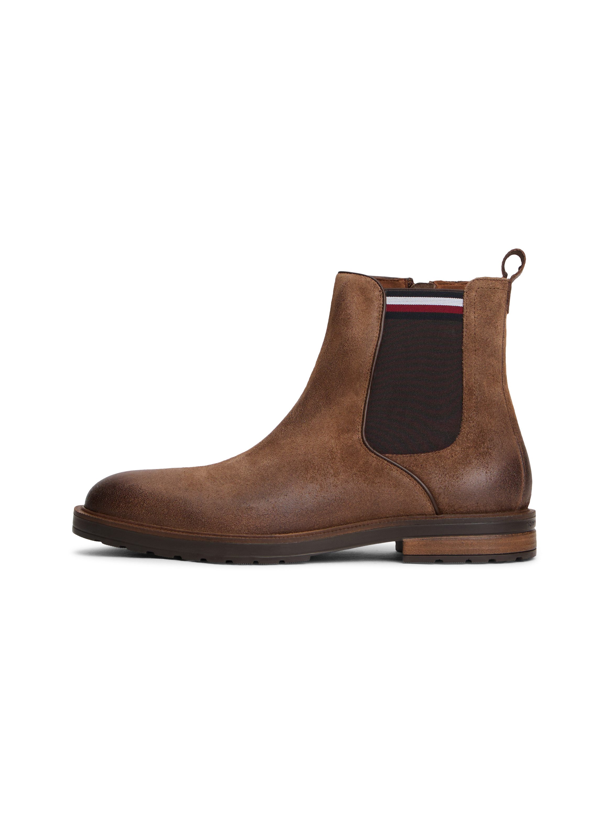 Tommy Hilfiger Chelsea-boots CLEATED HILFIGER SUEDE CHELSEA Blokhak, laarsje, zakelijke schoen in smalle vorm