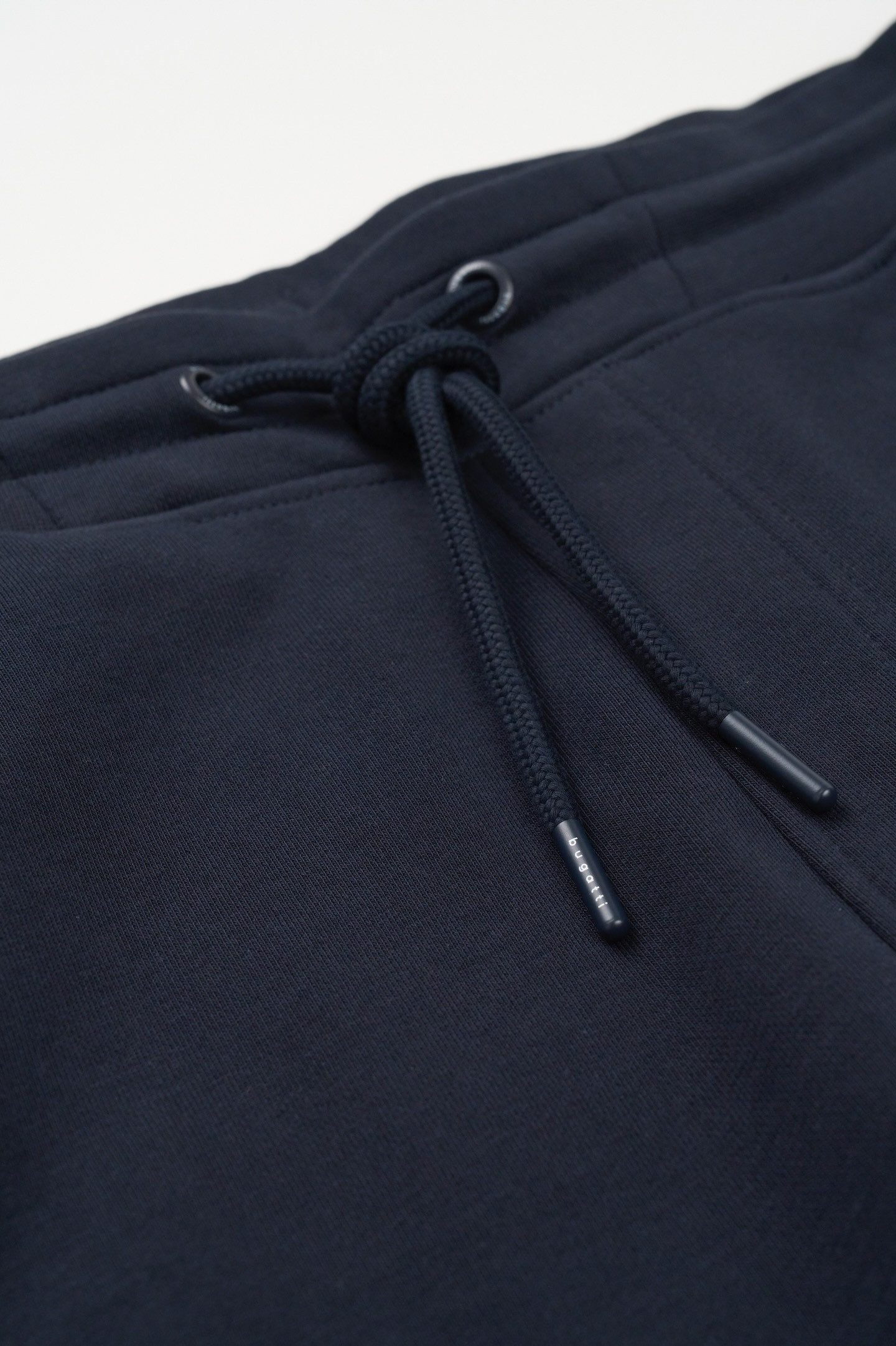 Bugatti Sweatbroek met steekzakken opzij