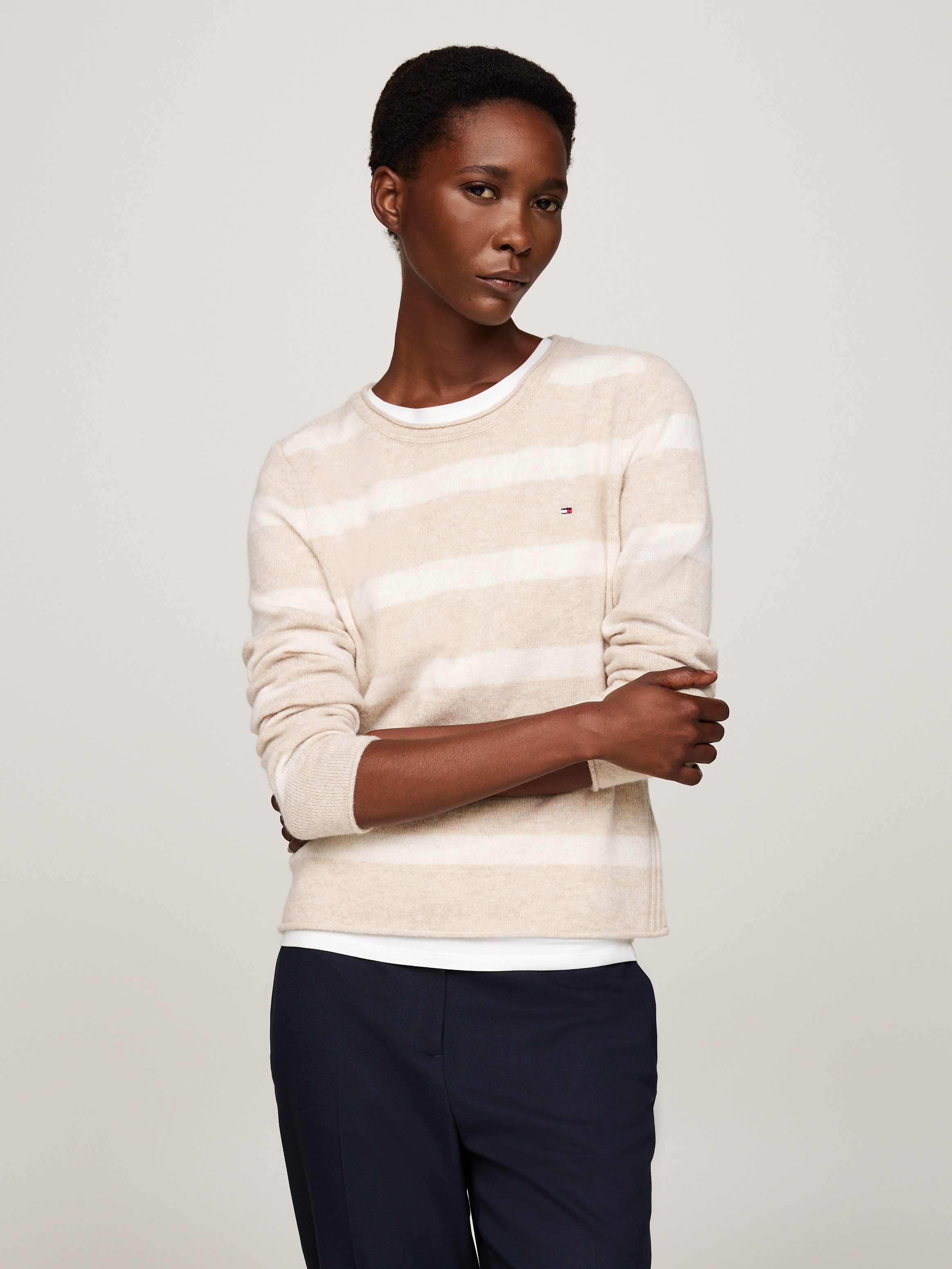 Tommy Hilfiger Gebreide trui SOFT WOOL C-NK SWEATER met logoborduring, van 100% wol