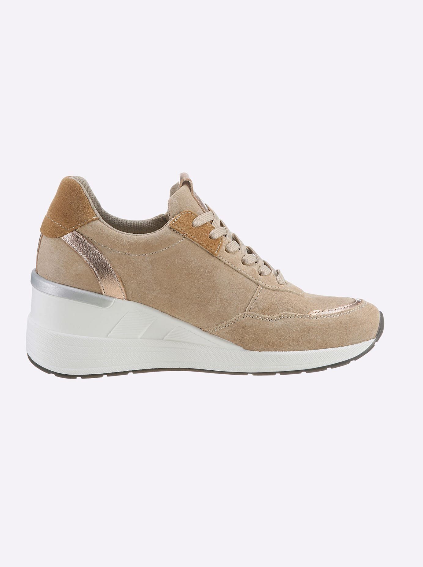 Casual Looks Sneakers