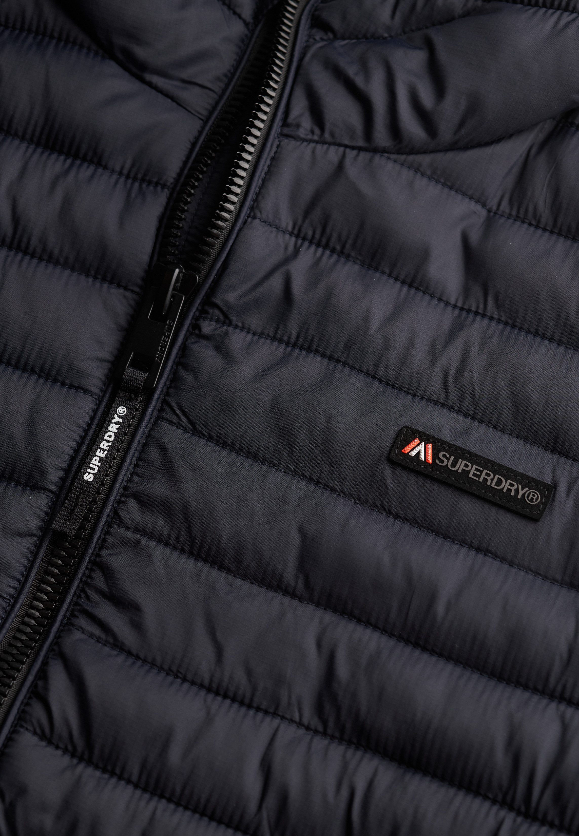 Superdry Gewatteerde jas HOODED FUJI LITE JACKET