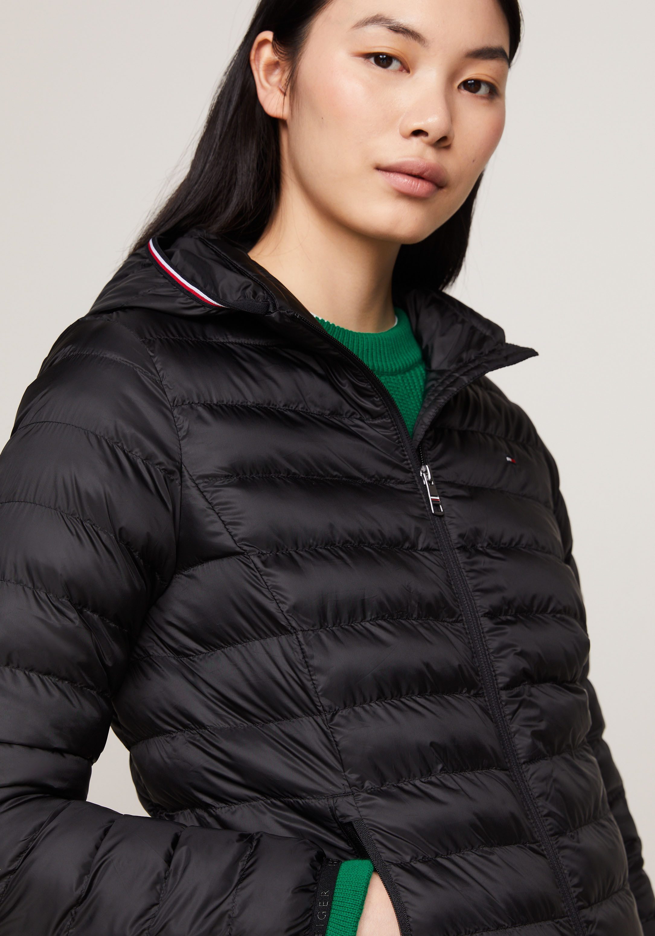 Tommy Hilfiger Gewatteerde jas LW PADDED GLOBAL STRIPE JACKET met global stripe op de capuchon (Global Serie TH VROUWEN)