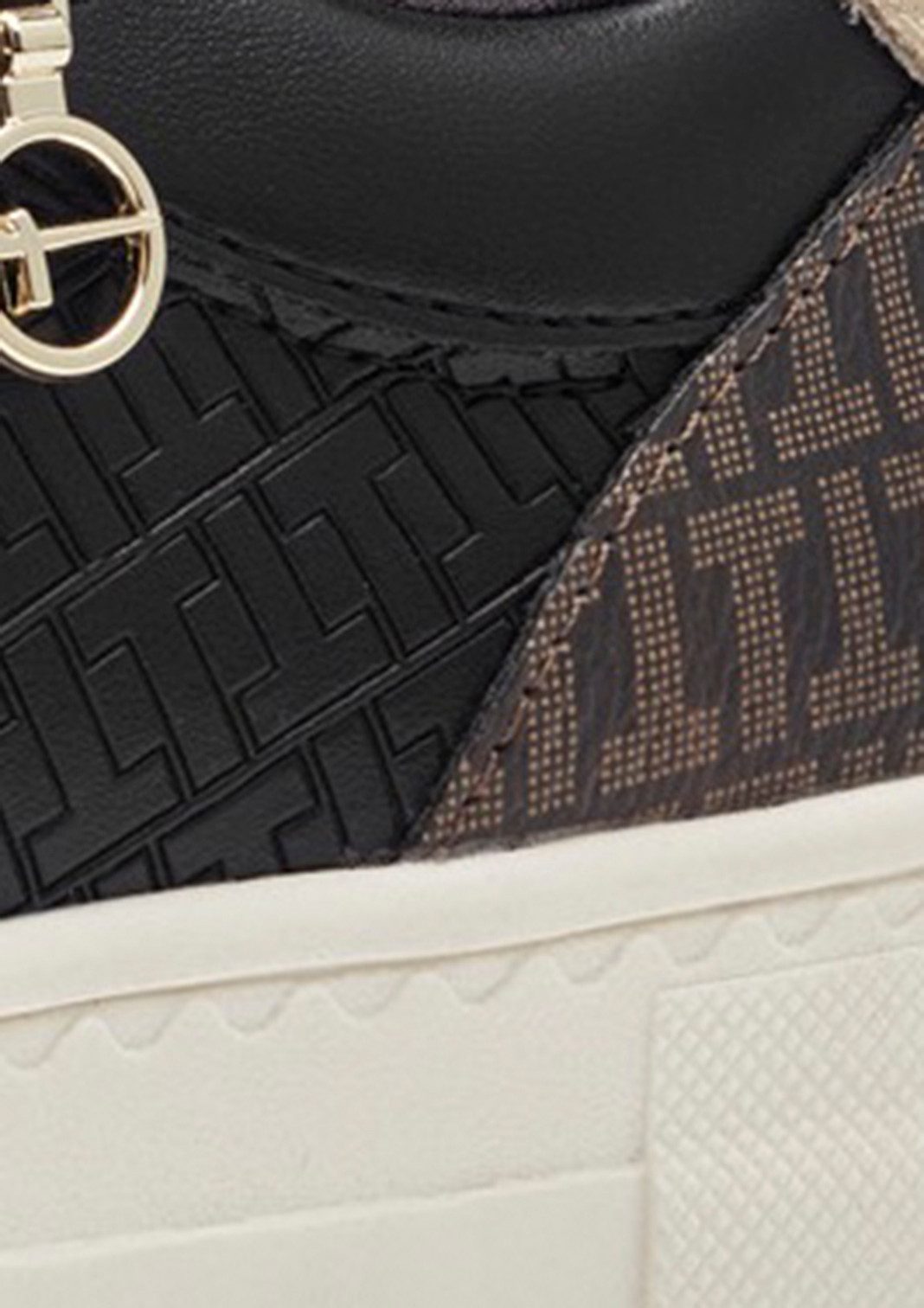 Tamaris Plateausneakers vrijetijdsschoen, lage schoen, veterschoen in vegan uitvoering