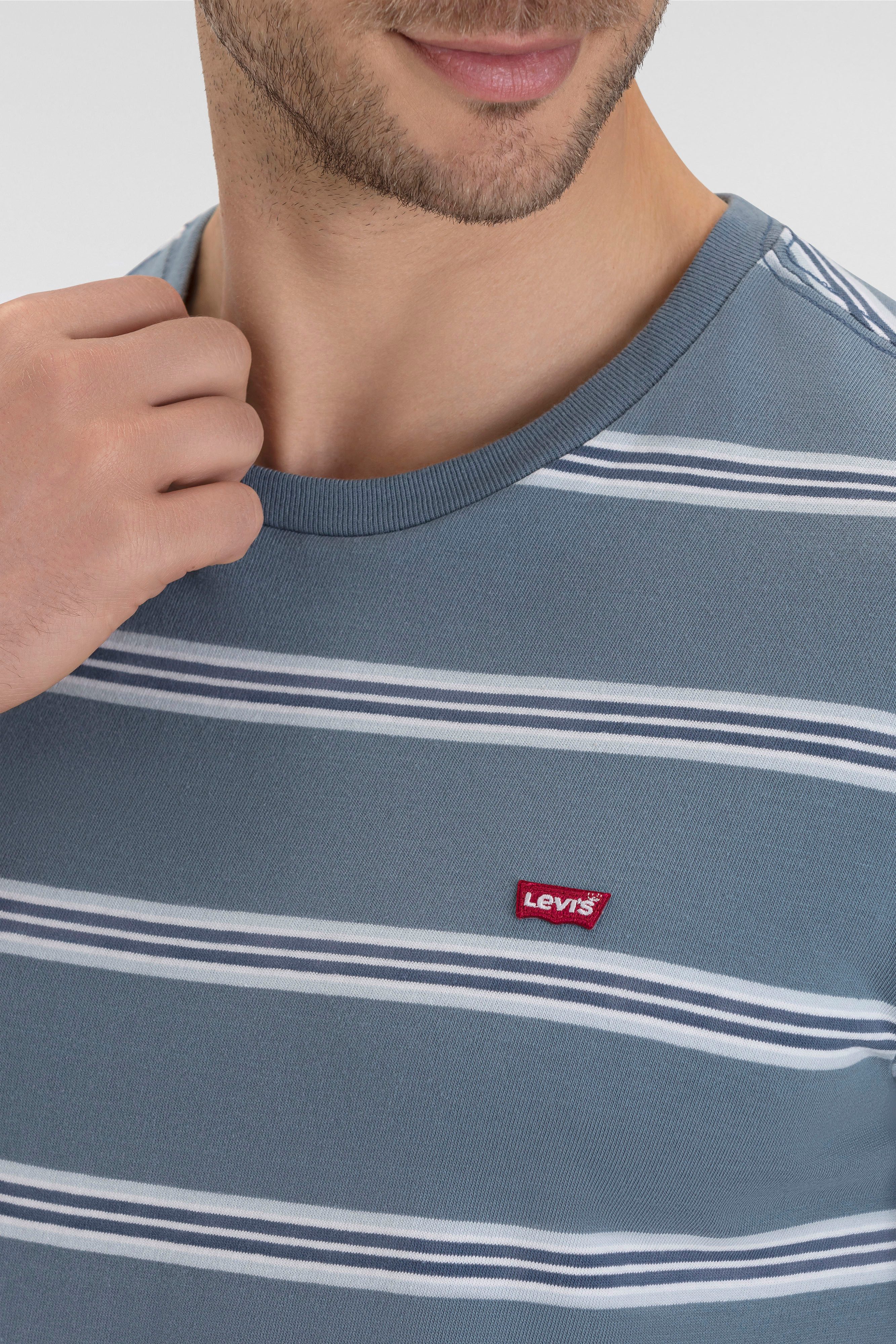 Levi's® T-shirt met gestreept patroon