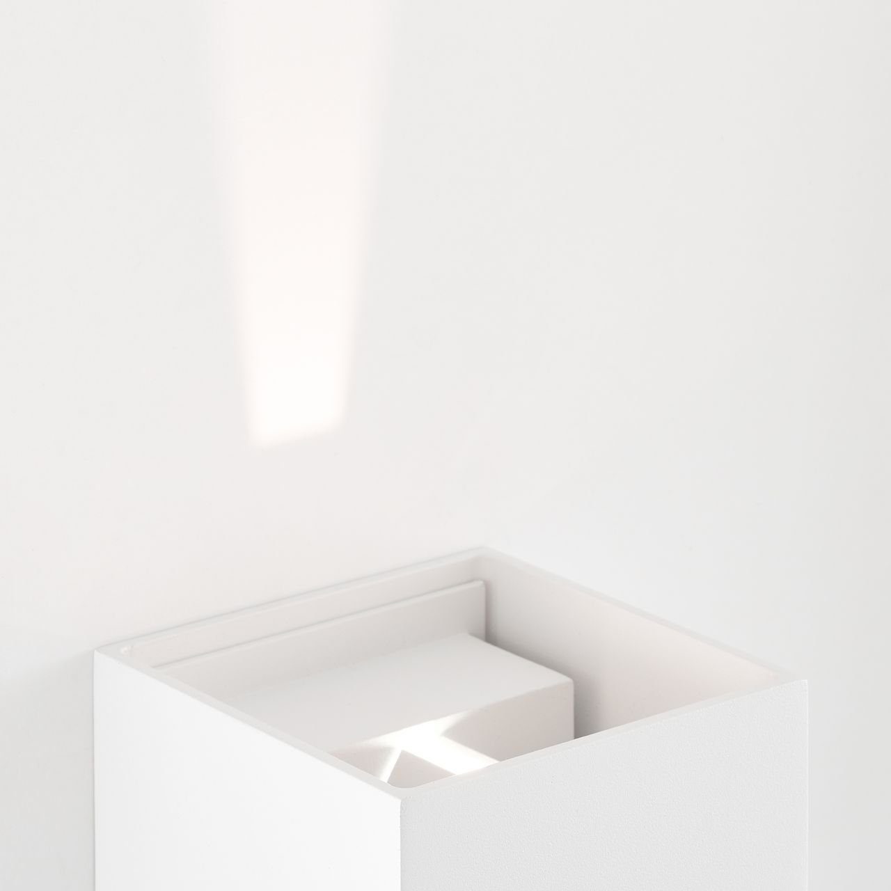 Brilliant Leuchten Wandlamp voor buiten ISAK LED deurverlichting - afstralingshoek verstelbaar - 10x10x10 cm (1 stuk)