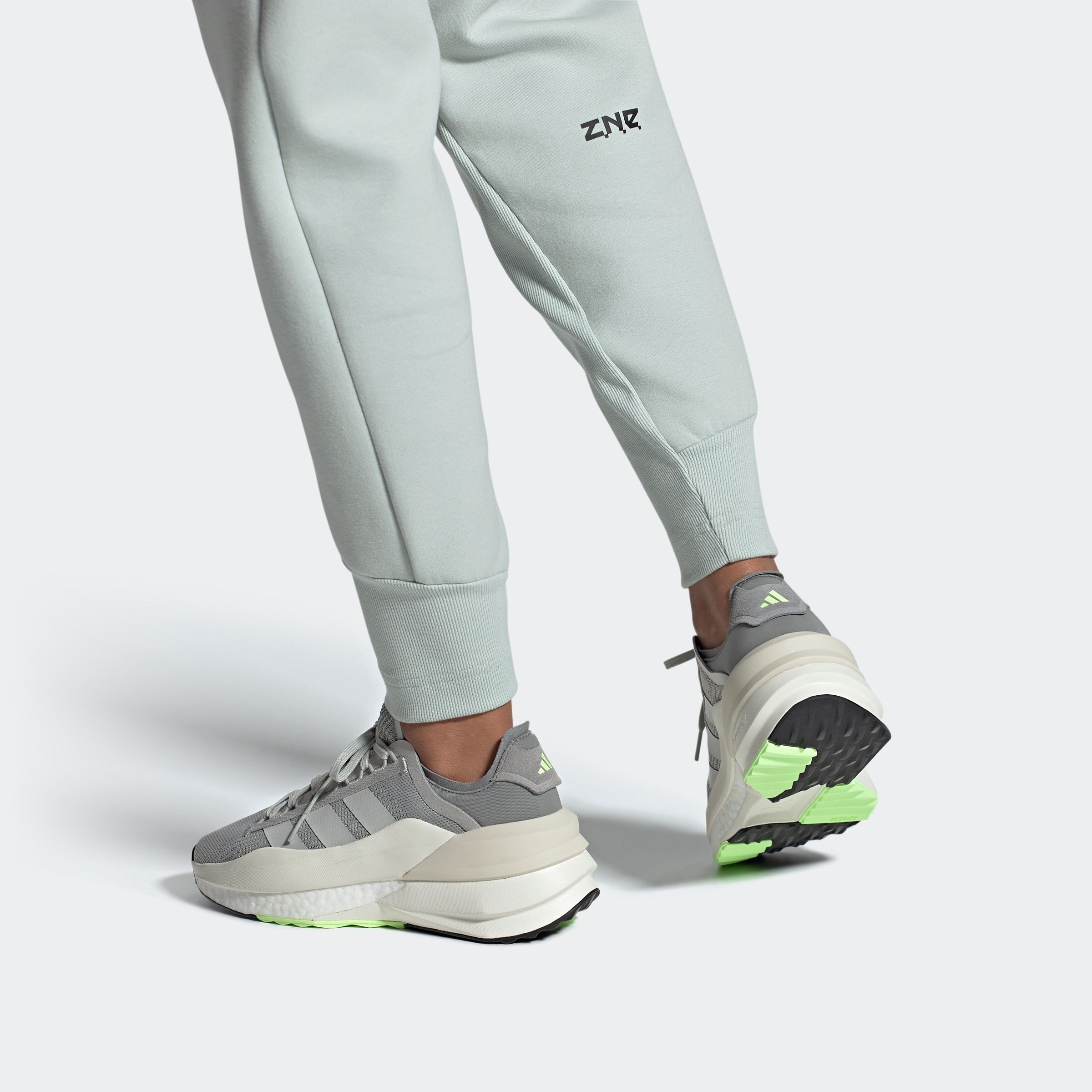 adidas Sportswear Sneakers AVRYN_X