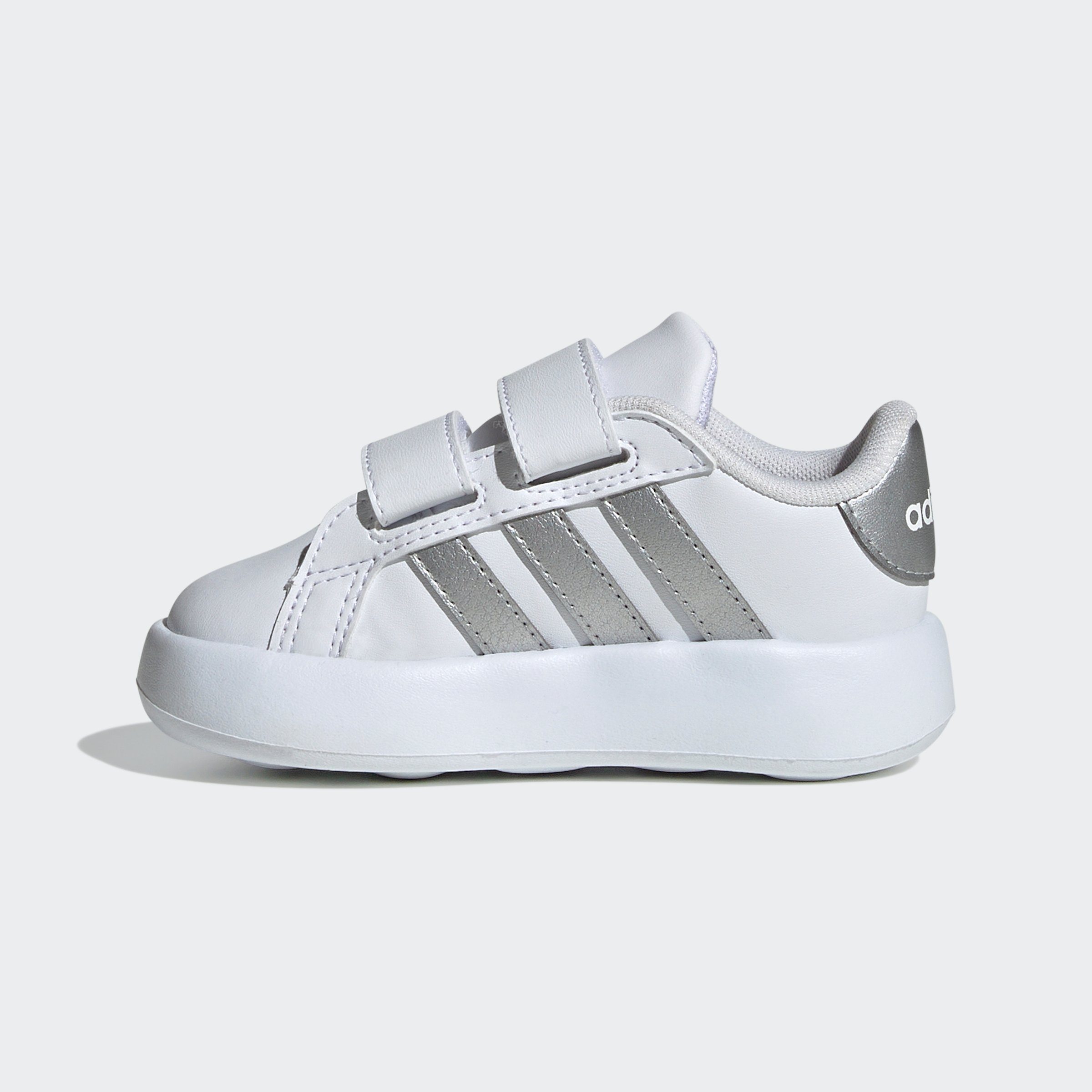 adidas Sportswear Klittenbandschoenen GRAND COURT 2.0 KIDS Design geïnspireerd op de adidas Superstar, voor kinderen