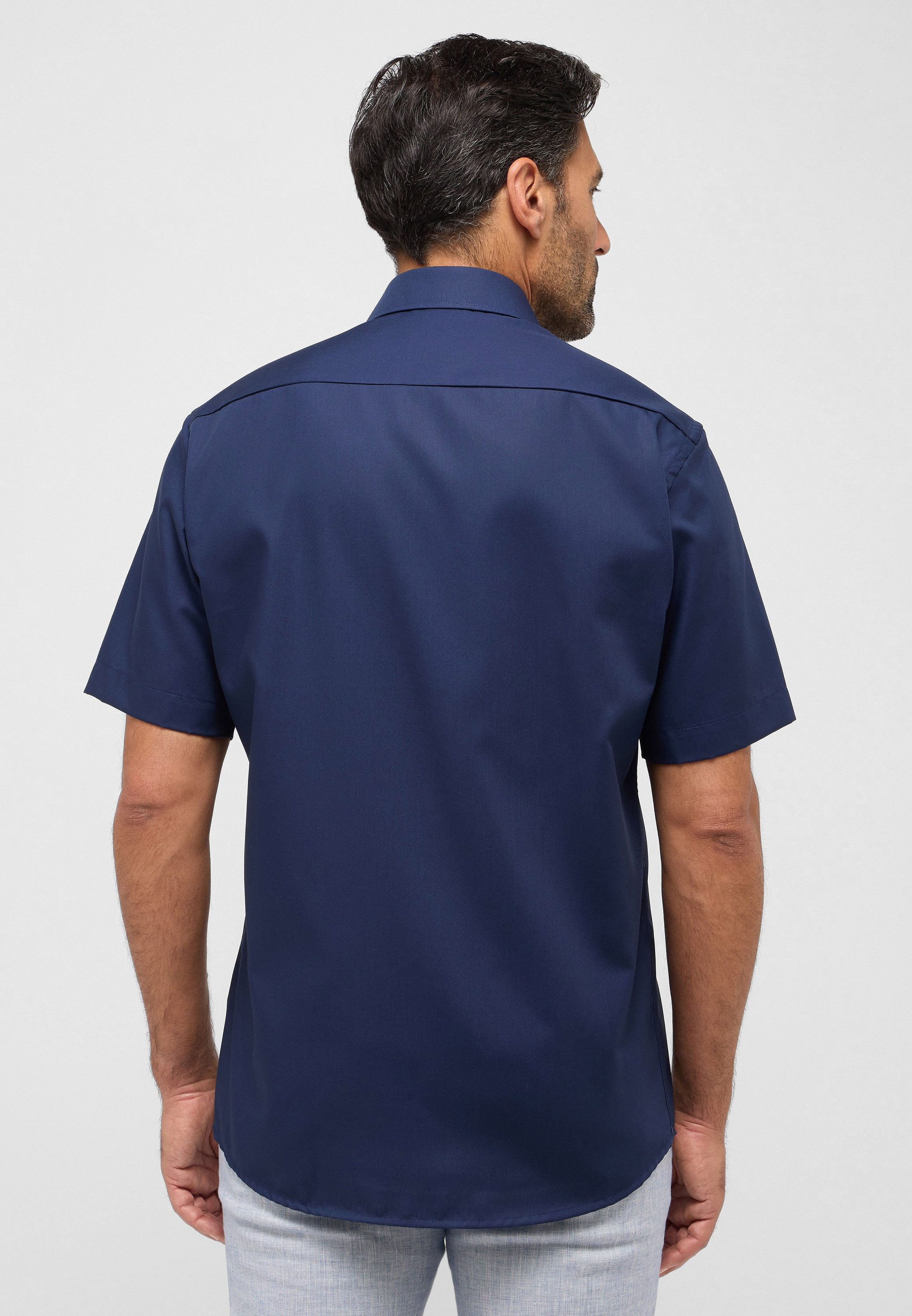 Eterna Overhemd met korte mouwen MODERN FIT NON IRON (strijkvrij)