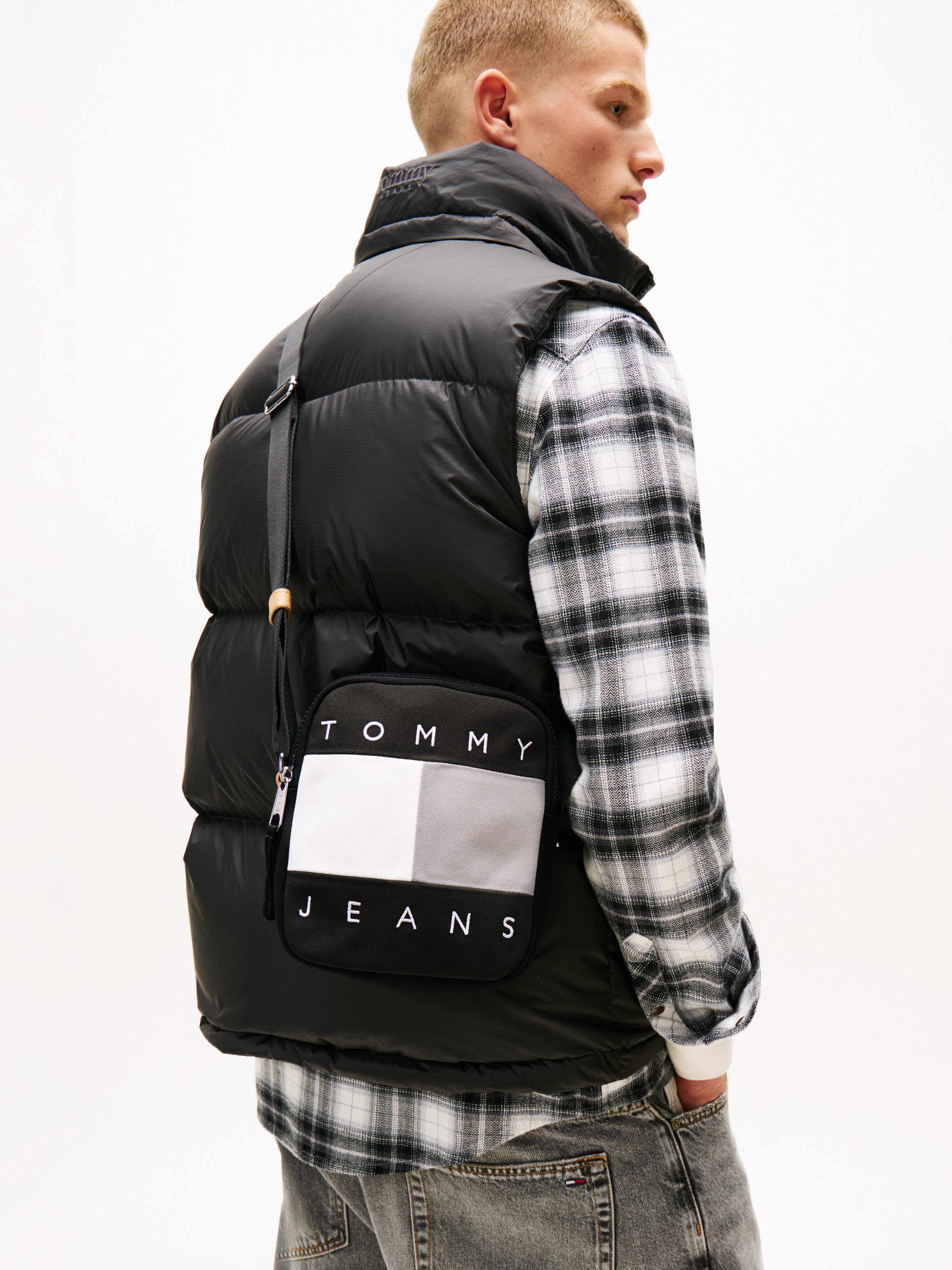 TOMMY JEANS Schoudertas TJM ARCHIVE REPORTER , men schoudertas met opvallende logo