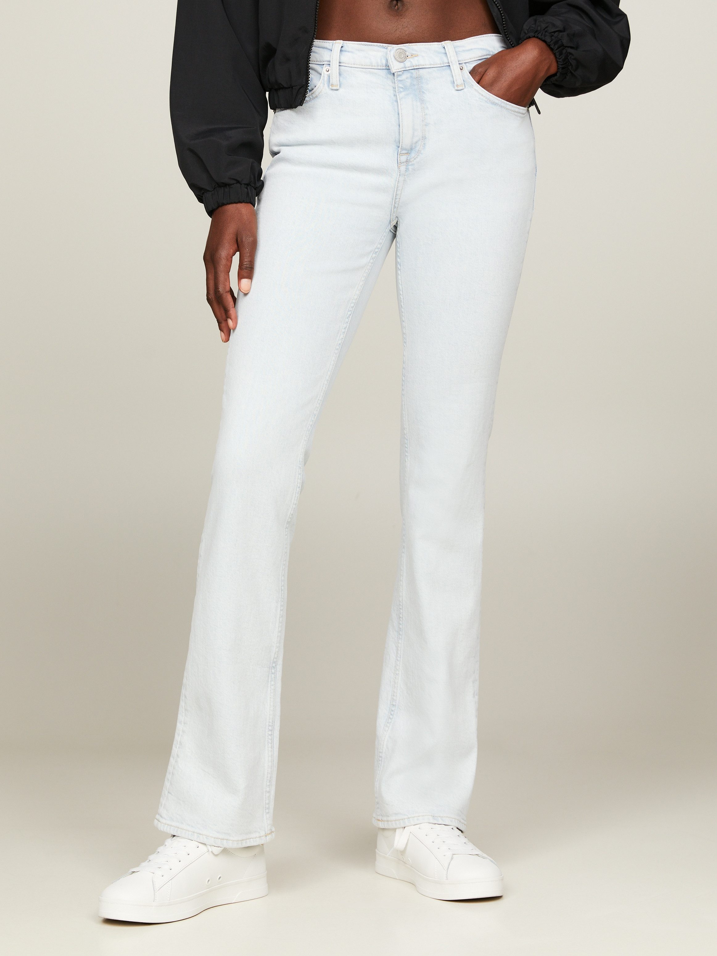 TOMMY JEANS Bootcut jeans Maddie met tommy jeans merklabel & badge
