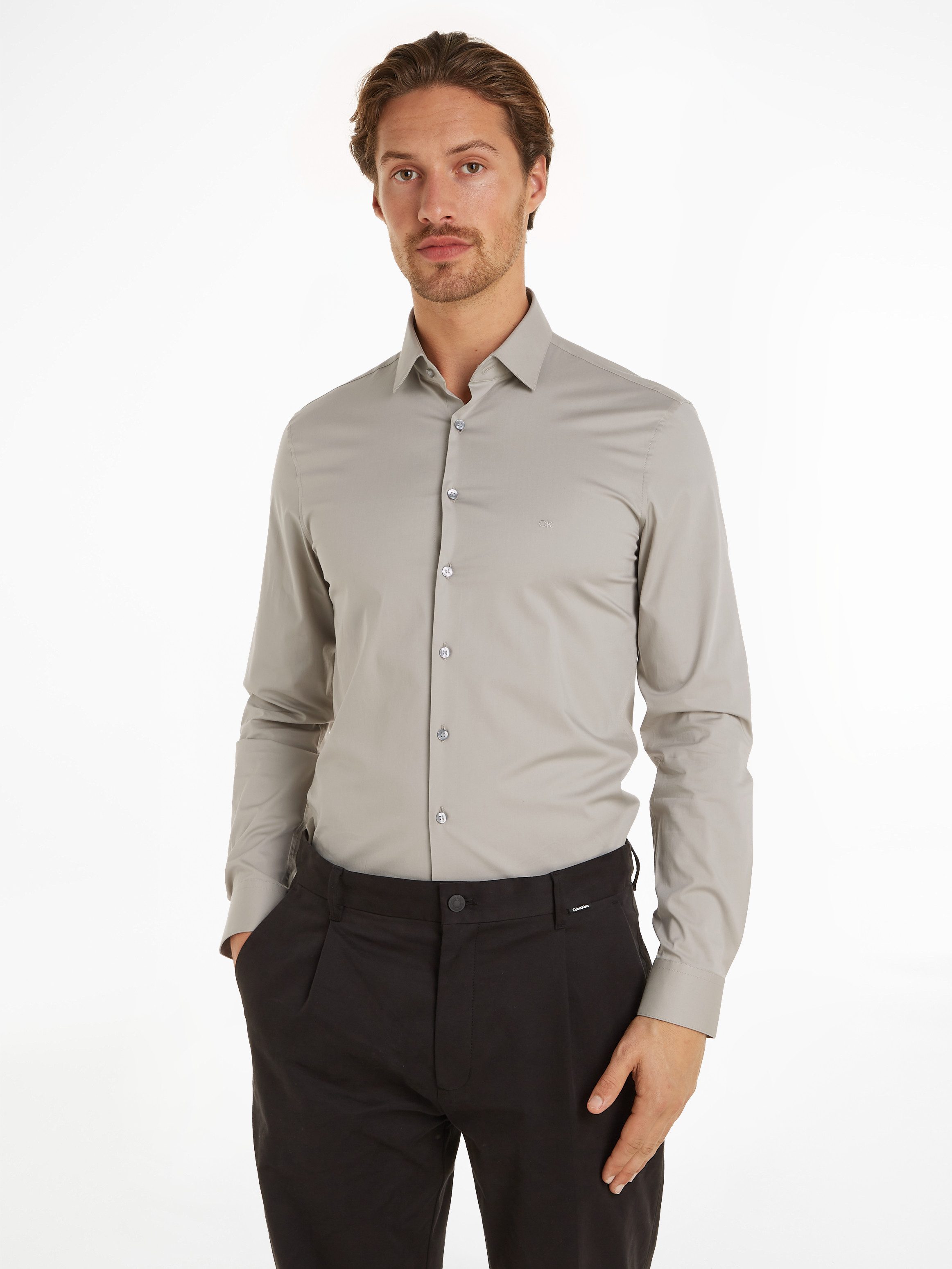 Calvin Klein Businessoverhemd POPLIN STRETCH SLIM SHIRT met kent-kraag, logoprint op borsthoogte