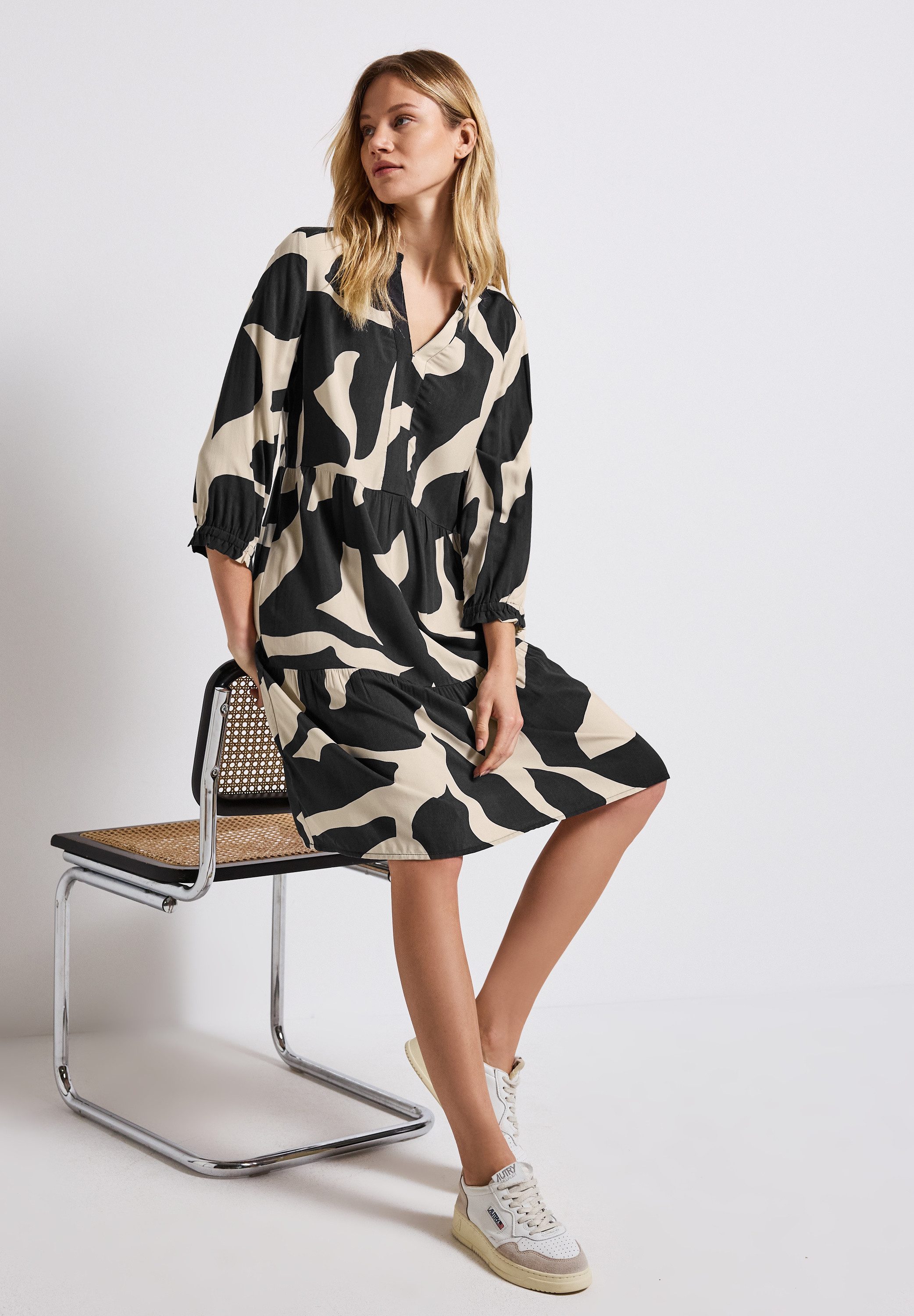 STREET ONE Midi-jurk met volants en grafisch patroon