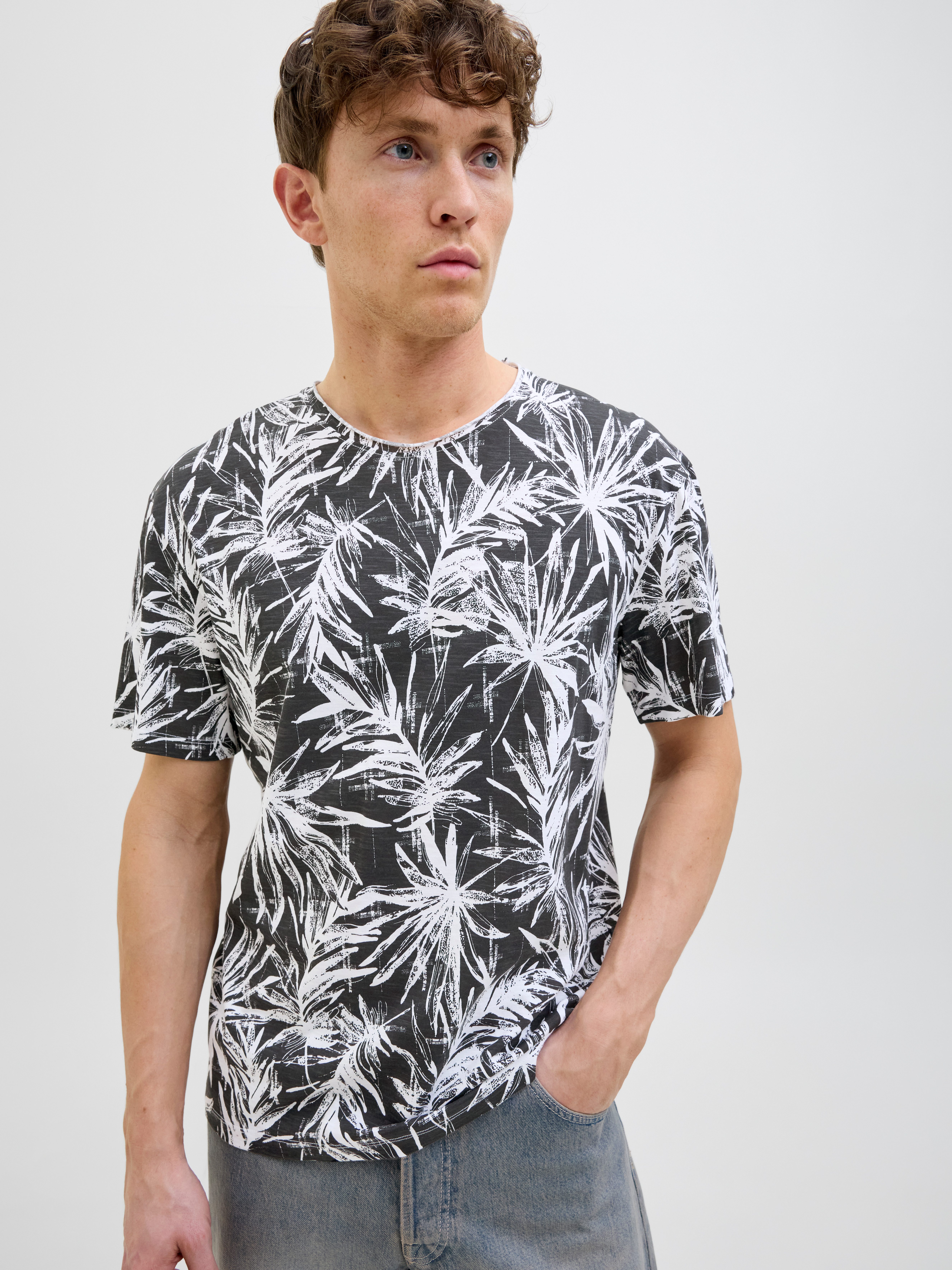 Jack & Jones Shirt met ronde hals JJEBRYAN AOP TEE S/S O-NECK NOOS