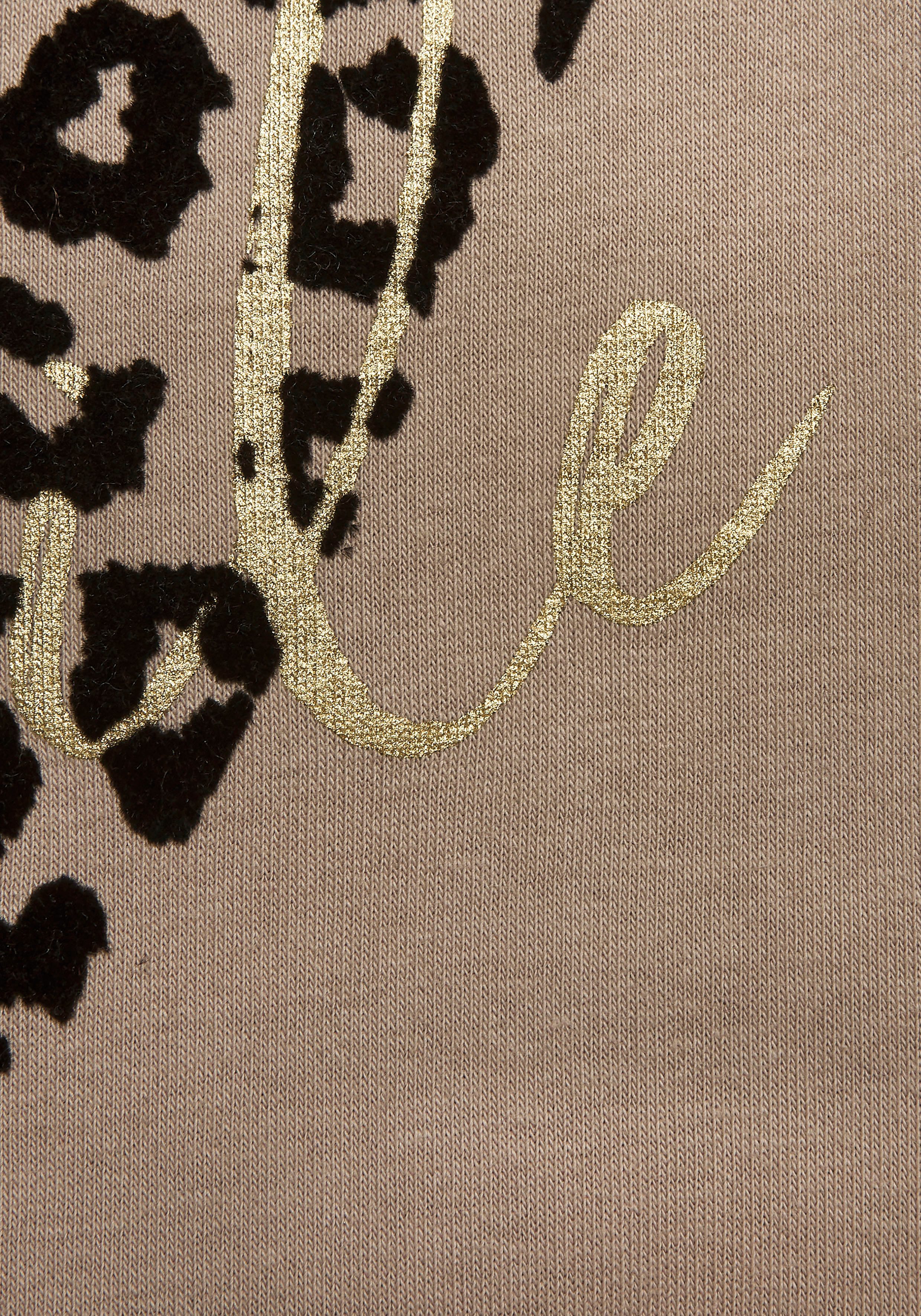 Lascana Sweatshirt Lounge shirt met hart-leo-print loungewear