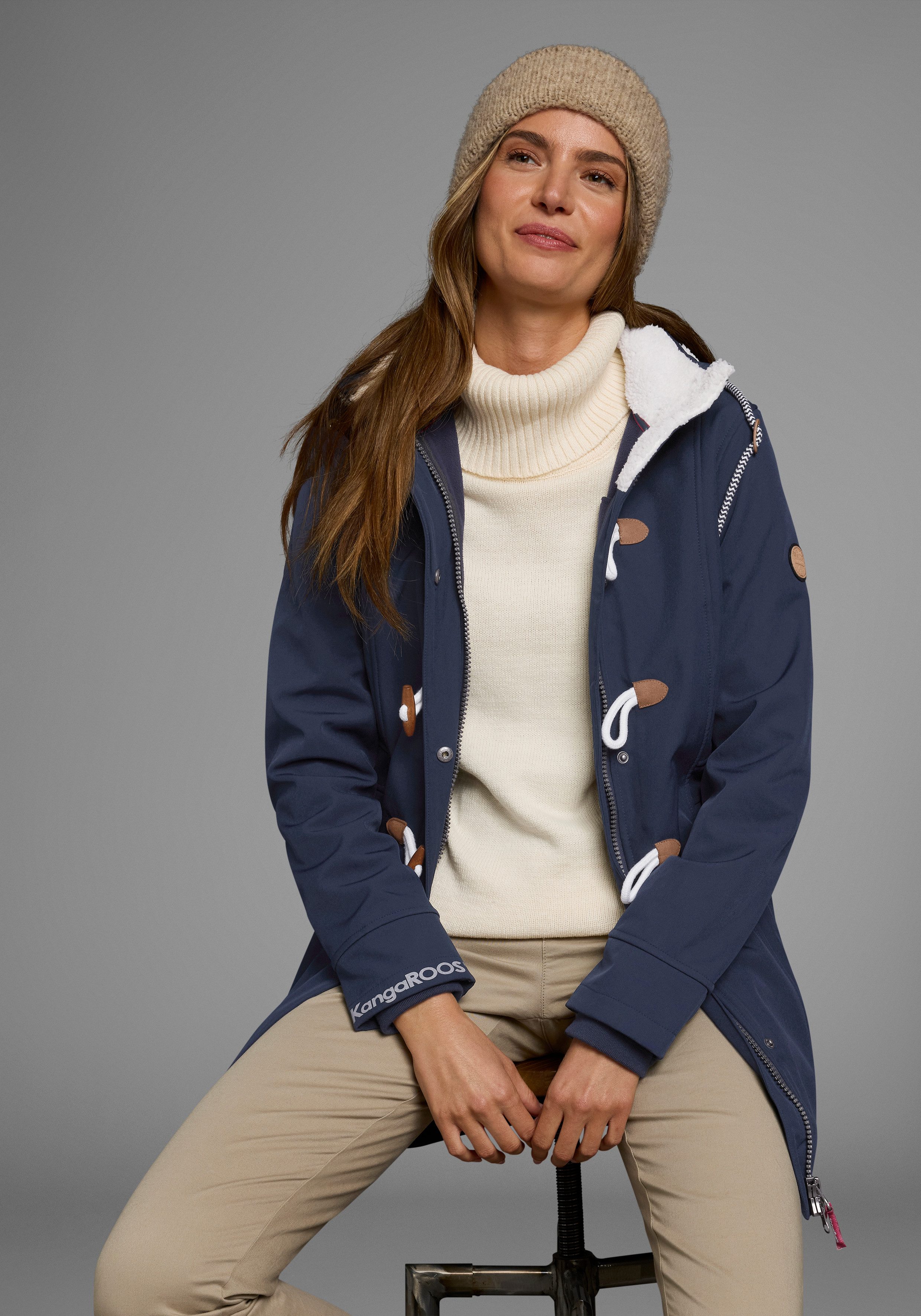 KangaROOS Softshell-jack figuurvolgende pasvorm, normale snit, met afneembare capuchon