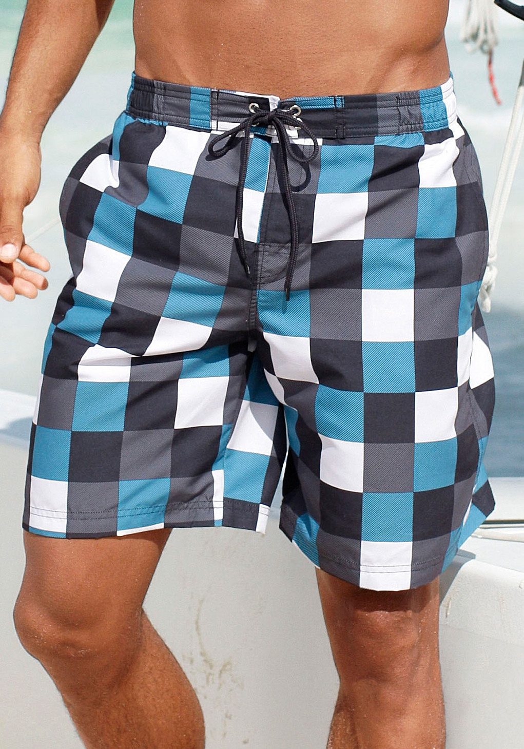 Buffalo Zwemshort in een trendy ruitdessin