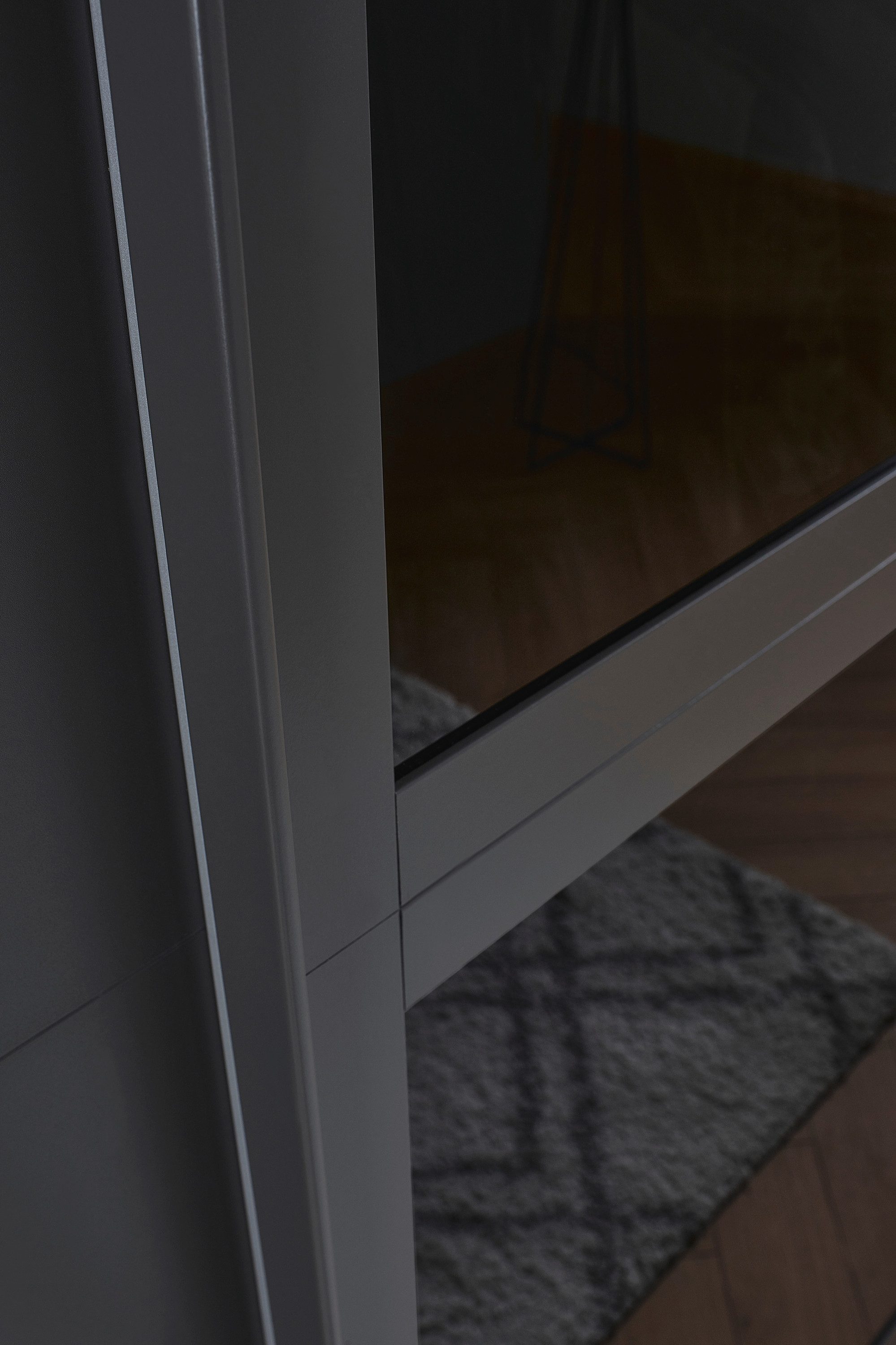rauch Schuifdeurkast Kledingkast Kast Garderobe Slaapkamerkast LUMIS met glazen deuren van transparant grijs glas made in germany