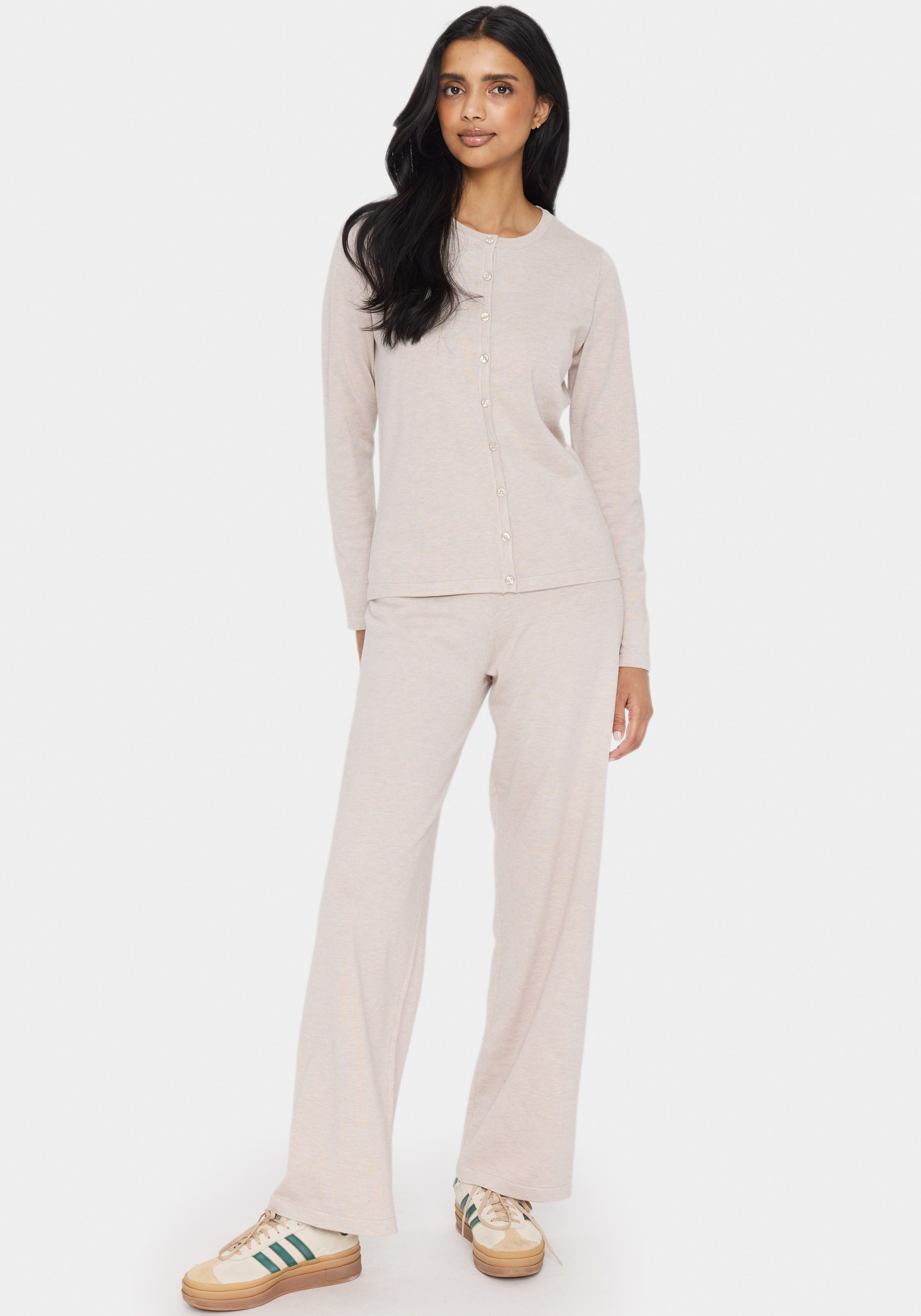 Saint Tropez Vest A8661 MilaSZ R-Neck Cardigan