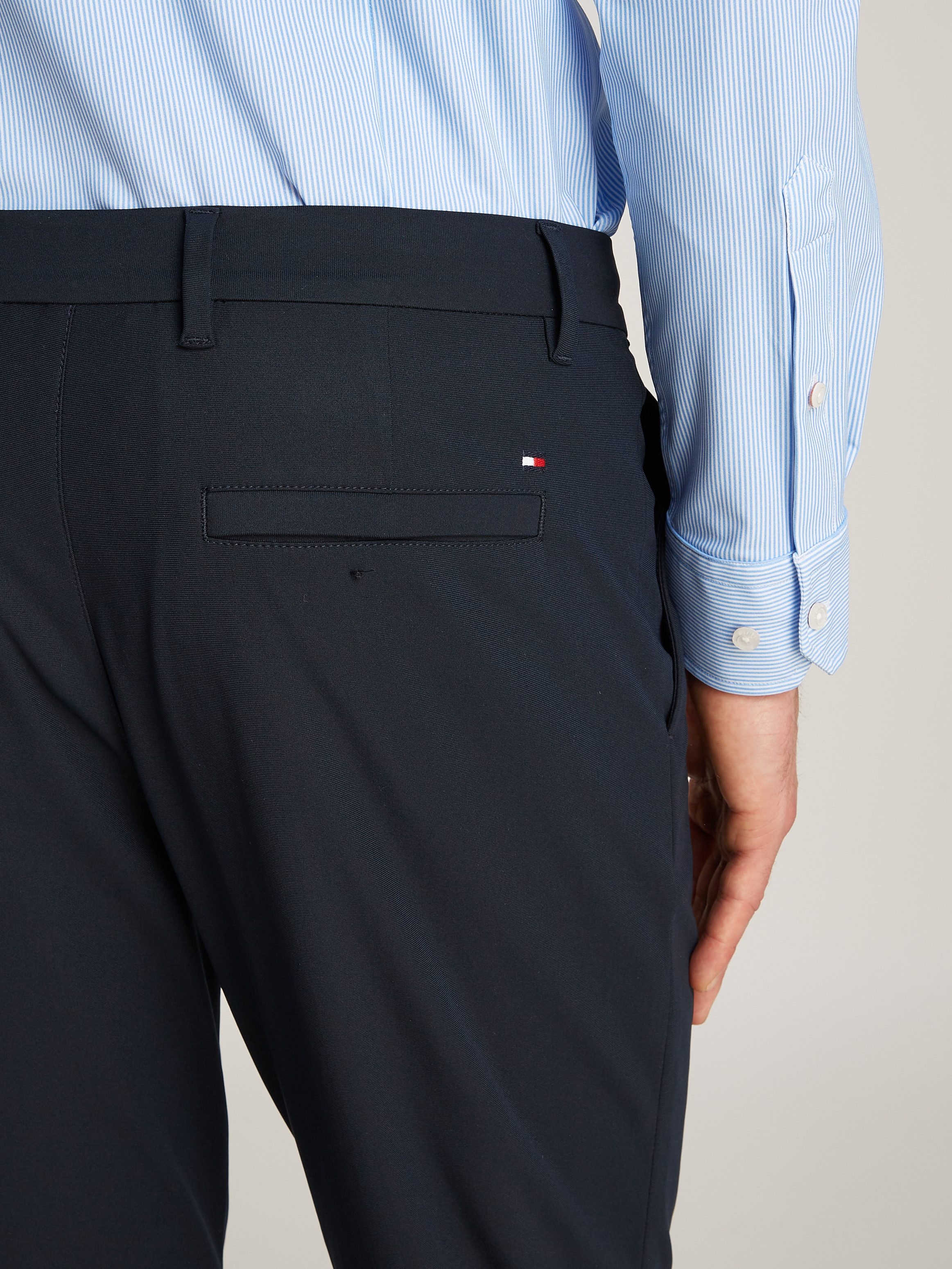Tommy Hilfiger Chino DENTON KNIT TECH CHINO met vochtafvoerende anti-geur technologie