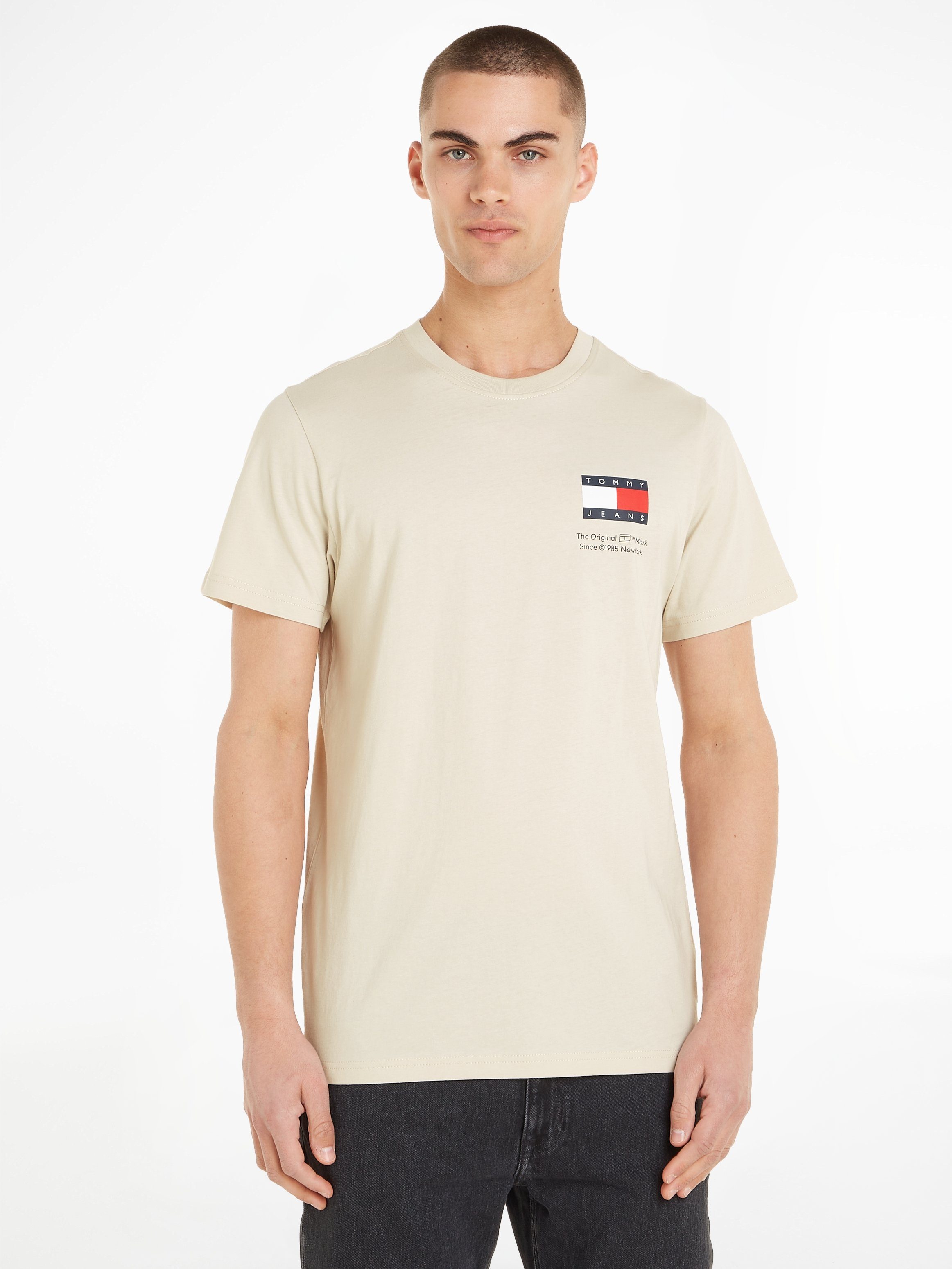 TOMMY JEANS Heren Polo's & T-shirts Tjm Slim Essential Flag Tee Beige