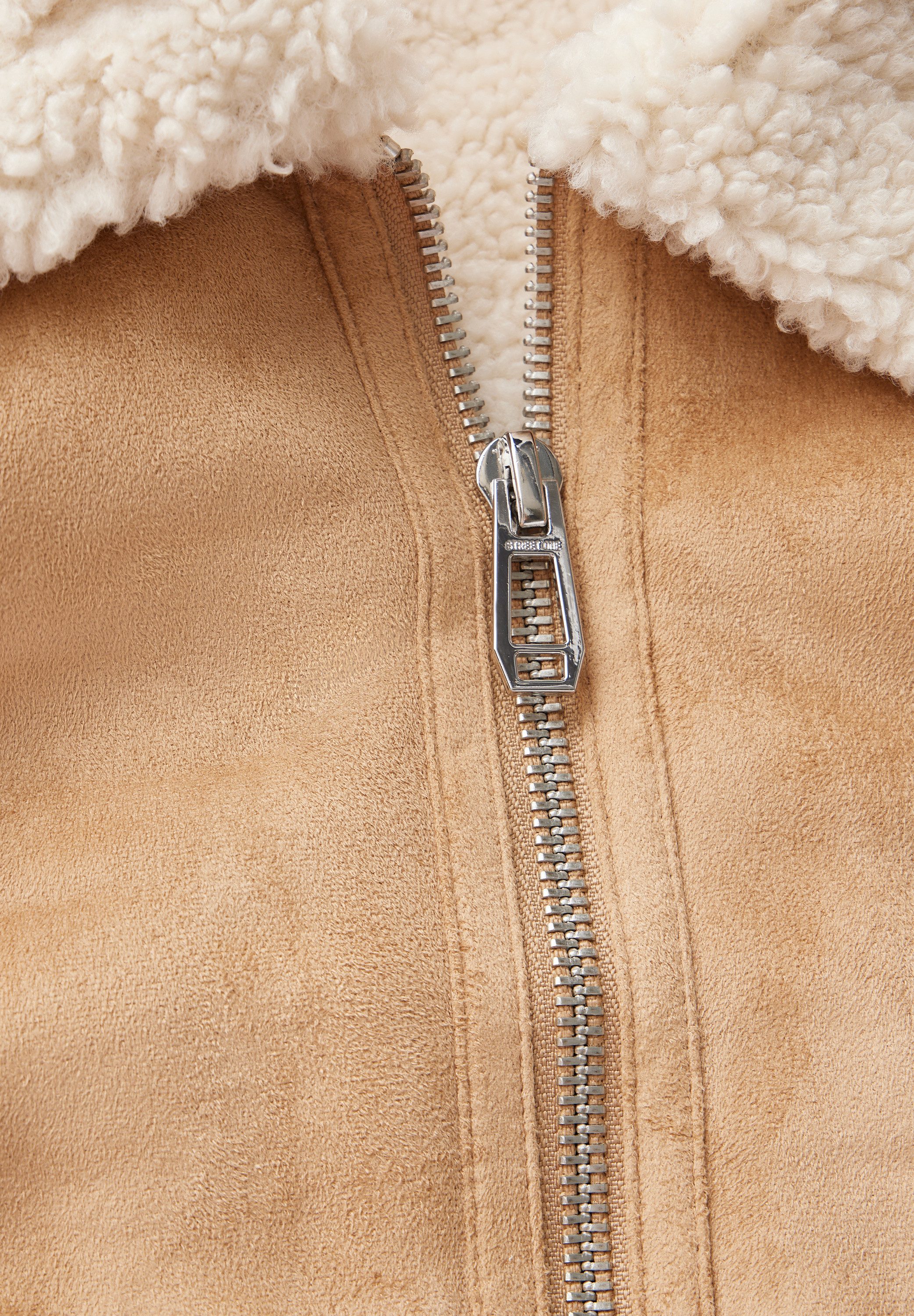 STREET ONE Kort jack in velourslook en met teddy stof