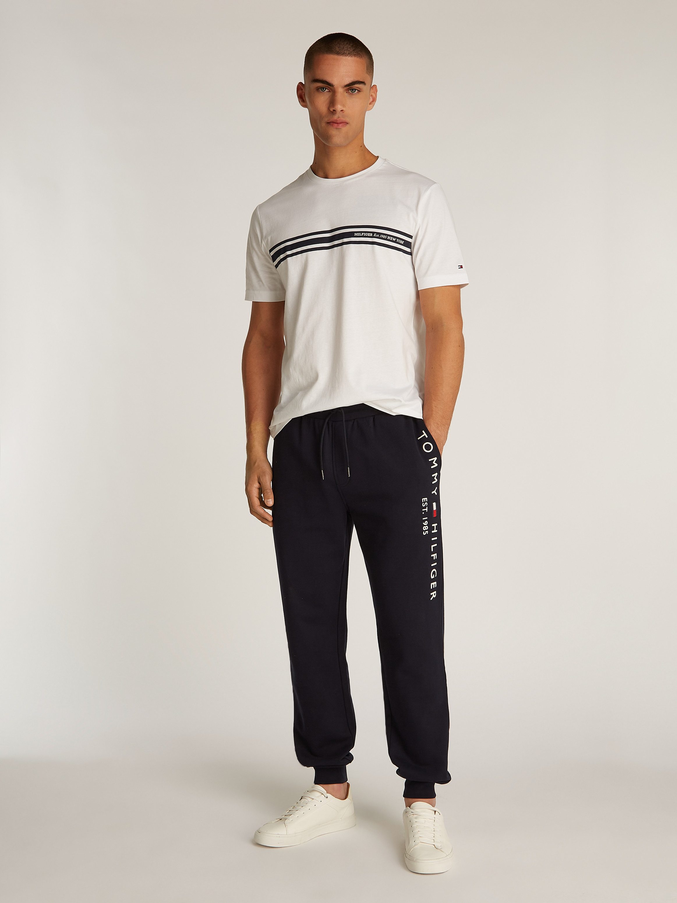 Tommy Hilfiger Sweatbroek BASIC BRANDED SWEATPANTS met groot tommy hilfiger opschrift